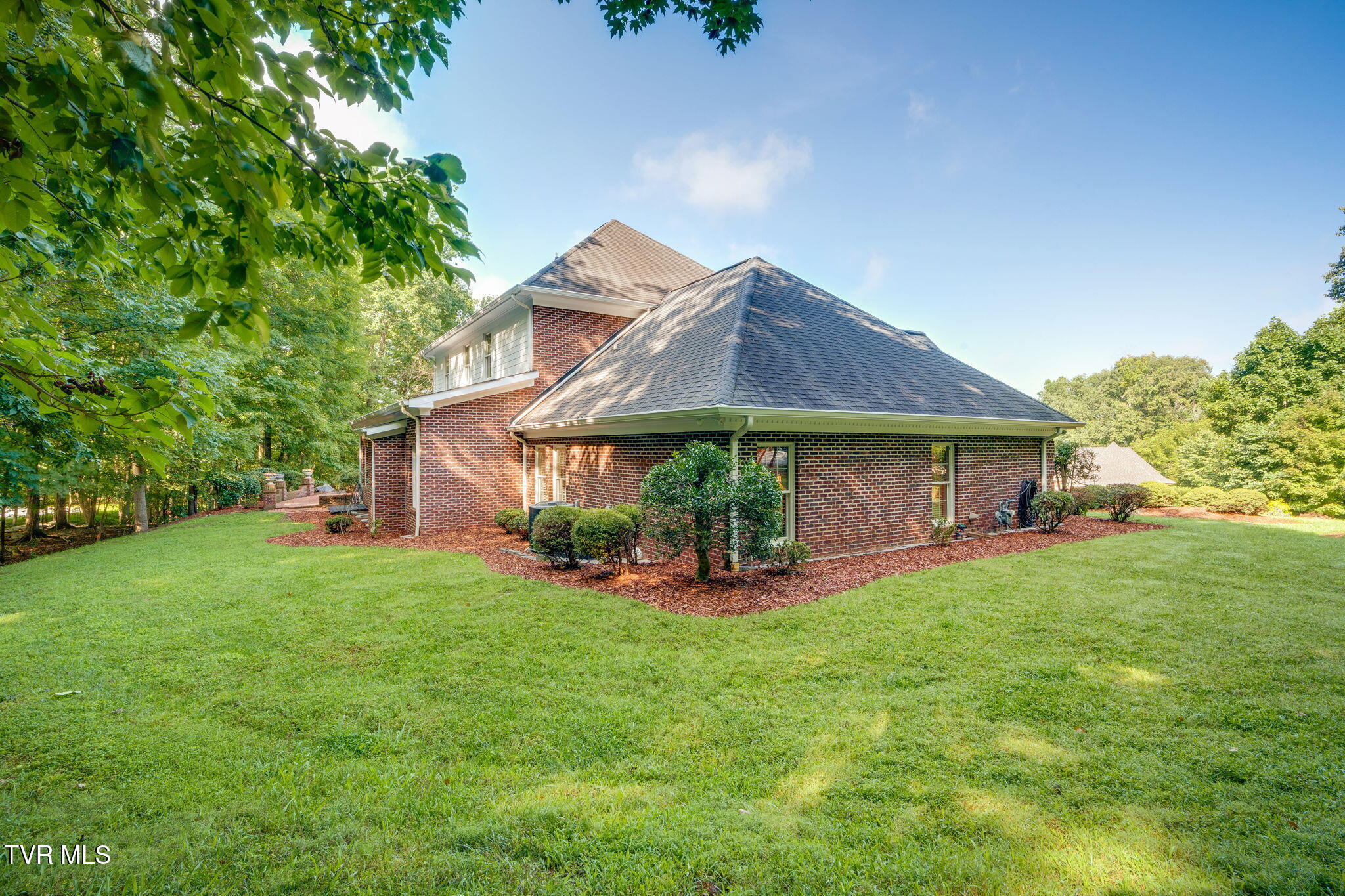 4909 Quincy Court
