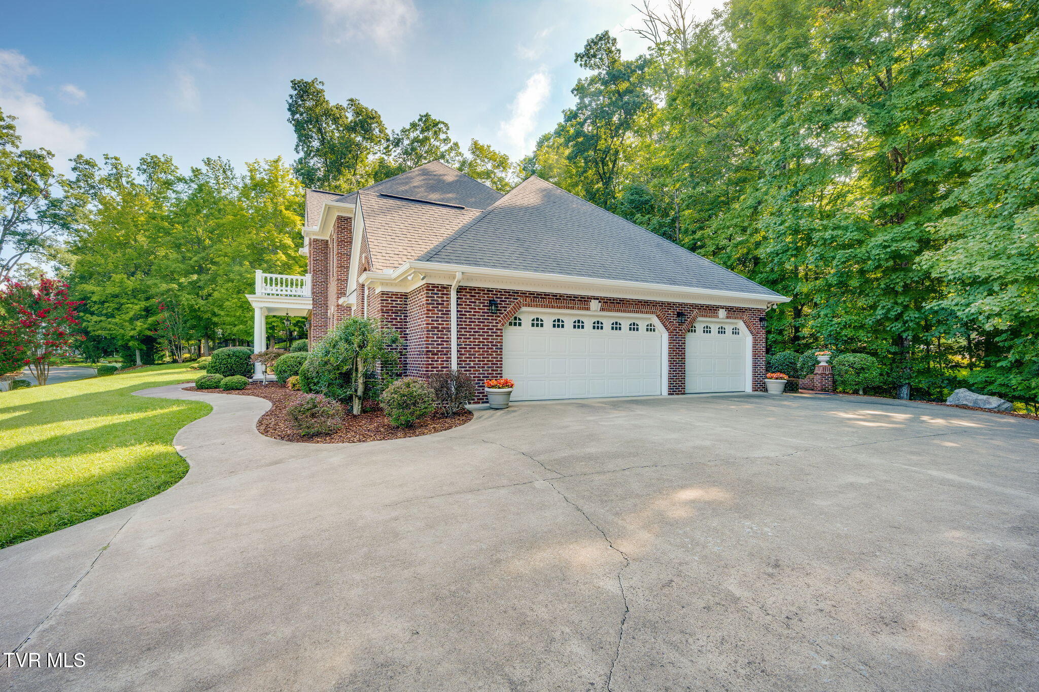4909 Quincy Court