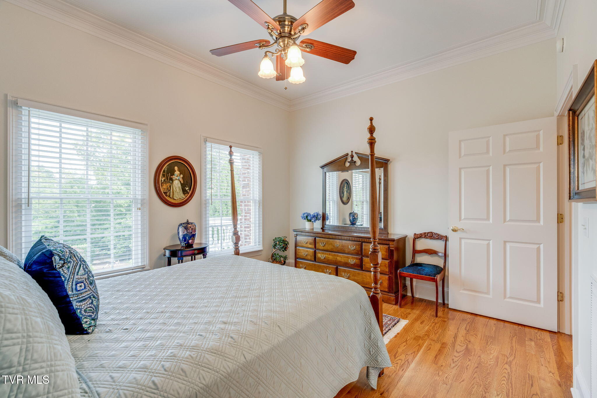 4909 Quincy Court