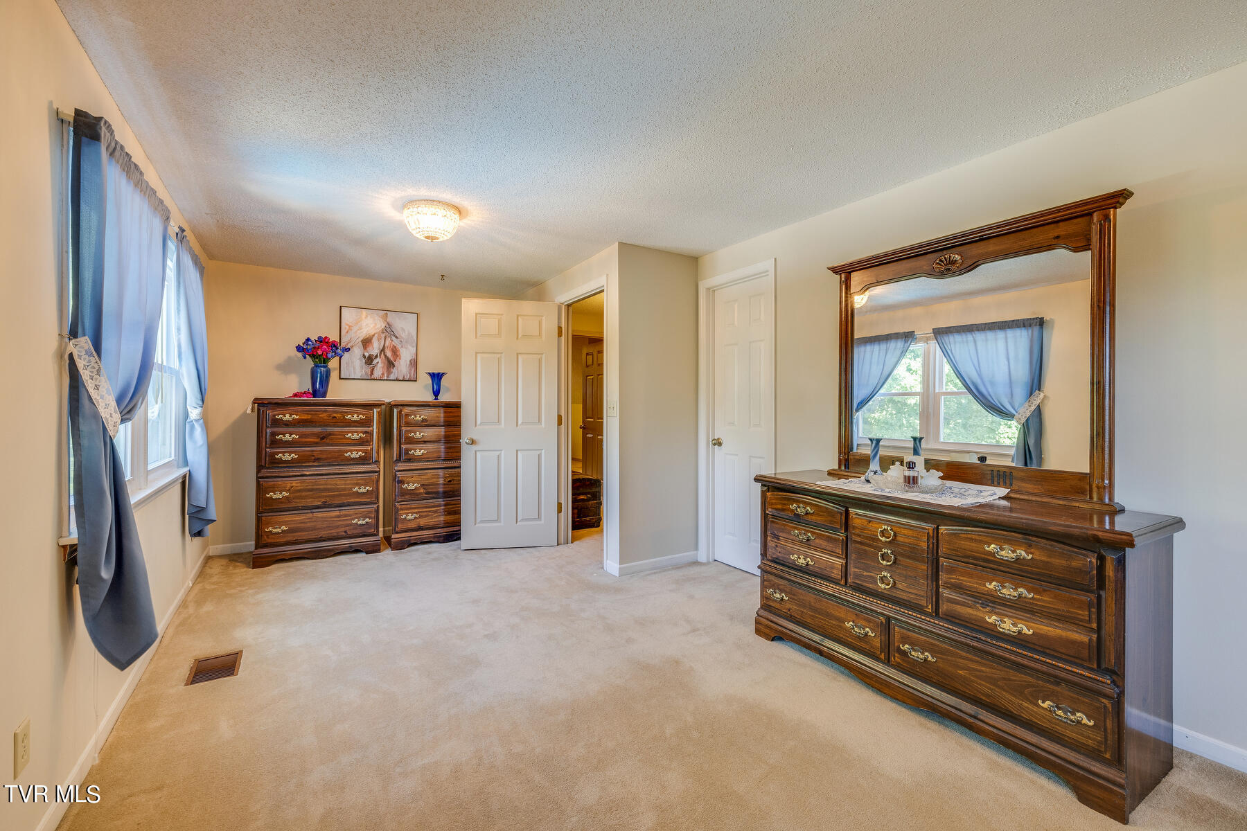 4100 Steeplechase Drive