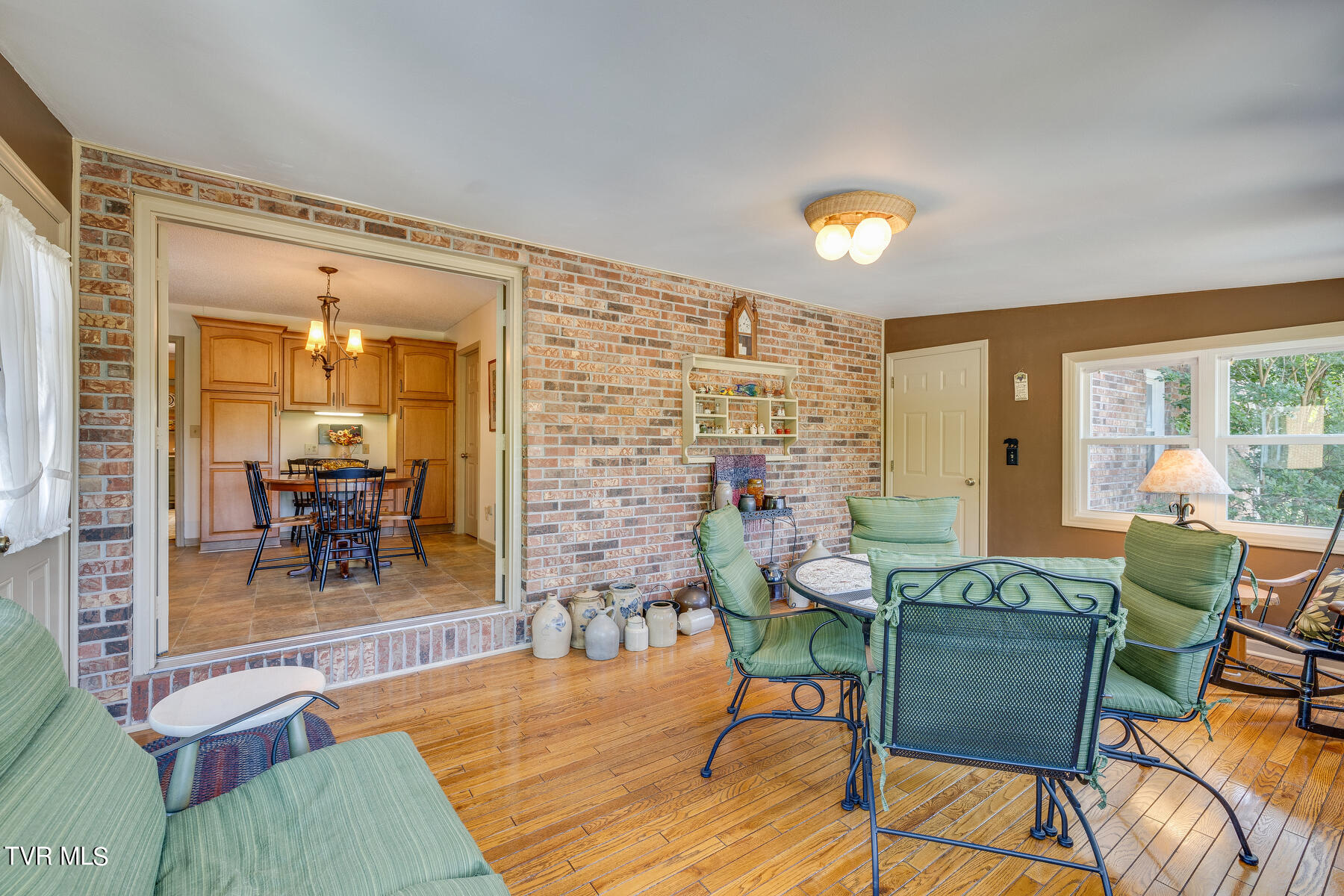 4100 Steeplechase Drive