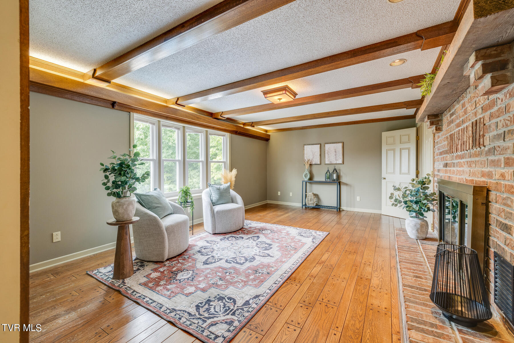 4100 Steeplechase Drive