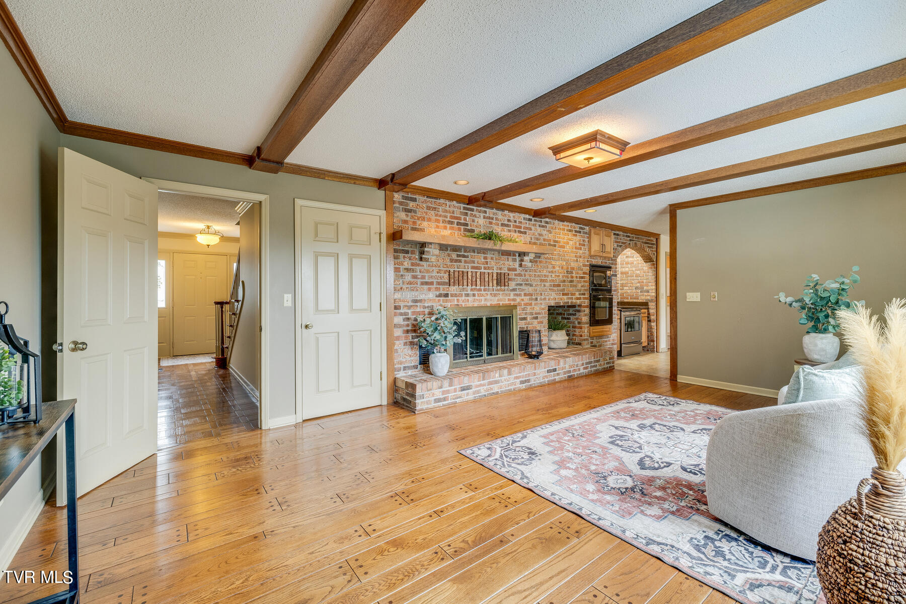 4100 Steeplechase Drive