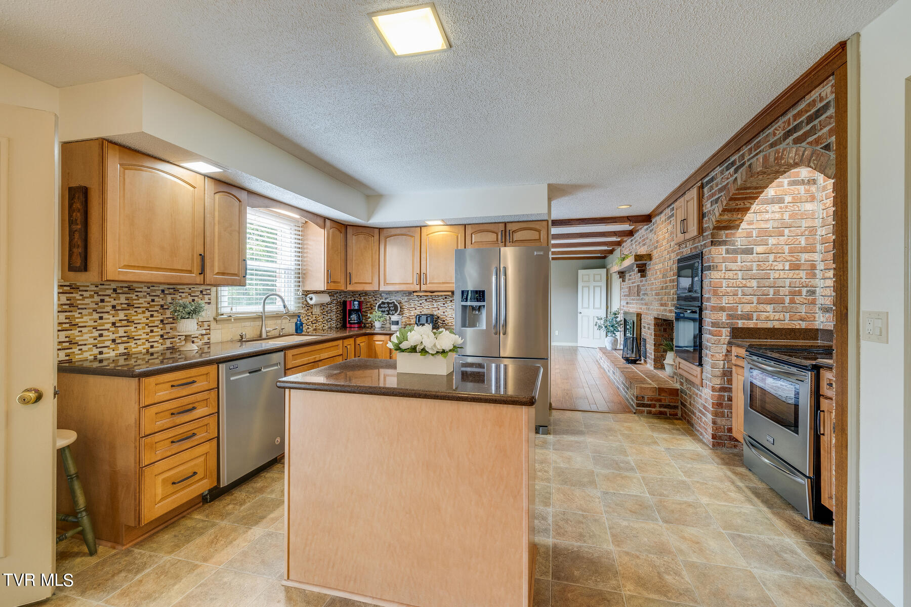 4100 Steeplechase Drive