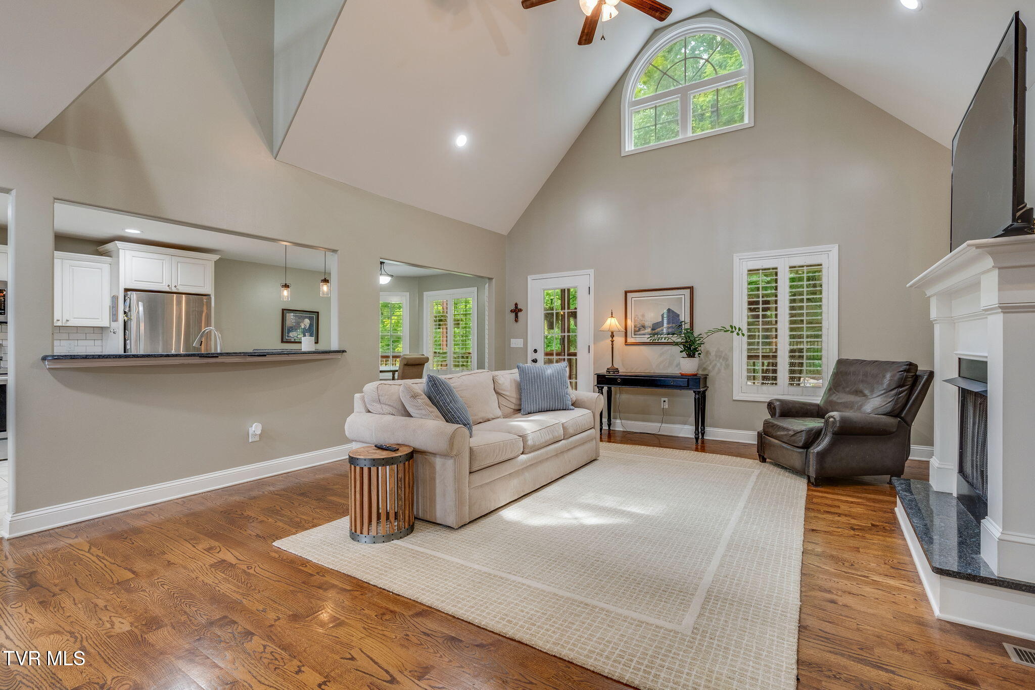 4264 Anchor Point