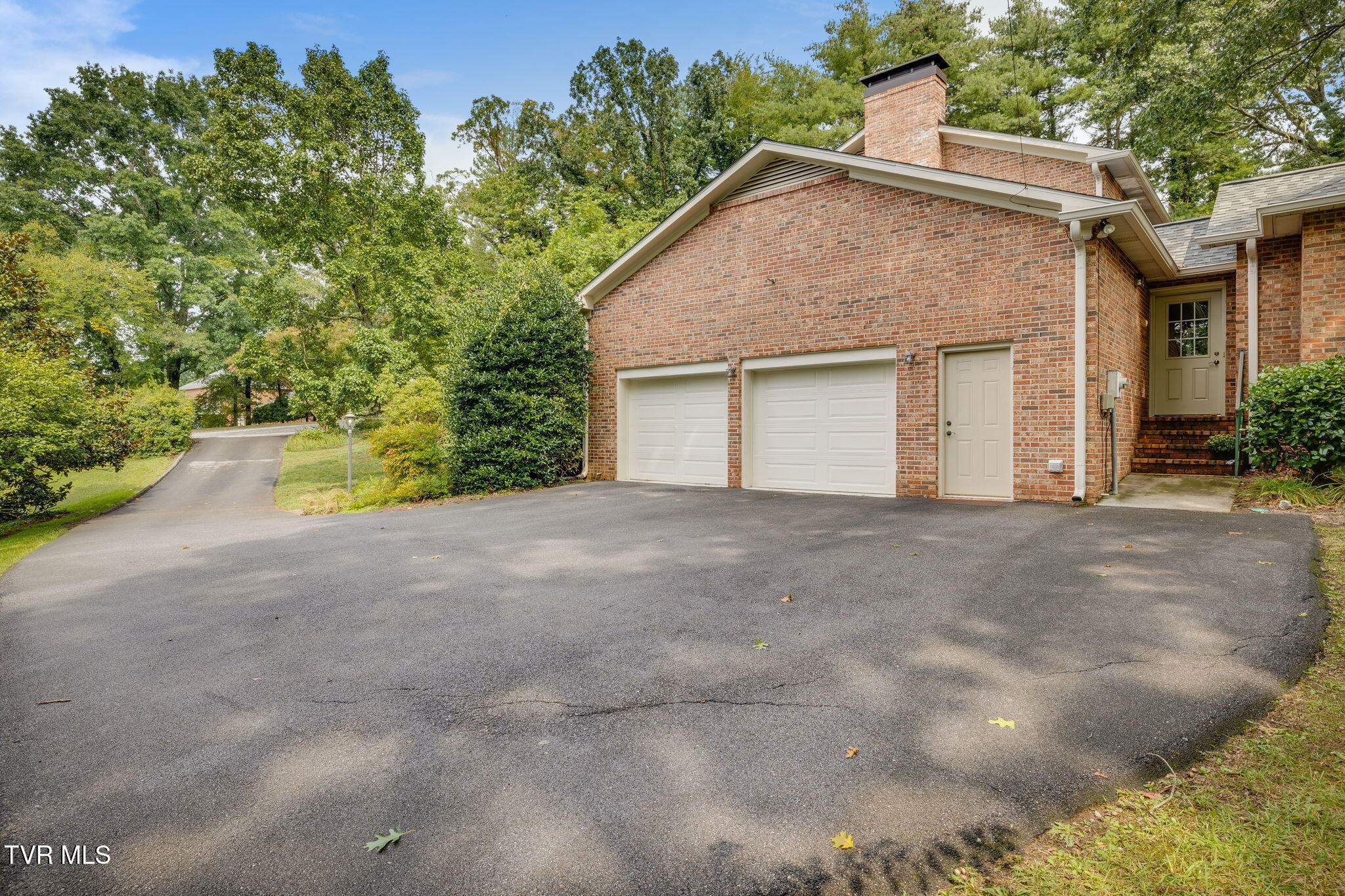 4113 Fox Lair Place