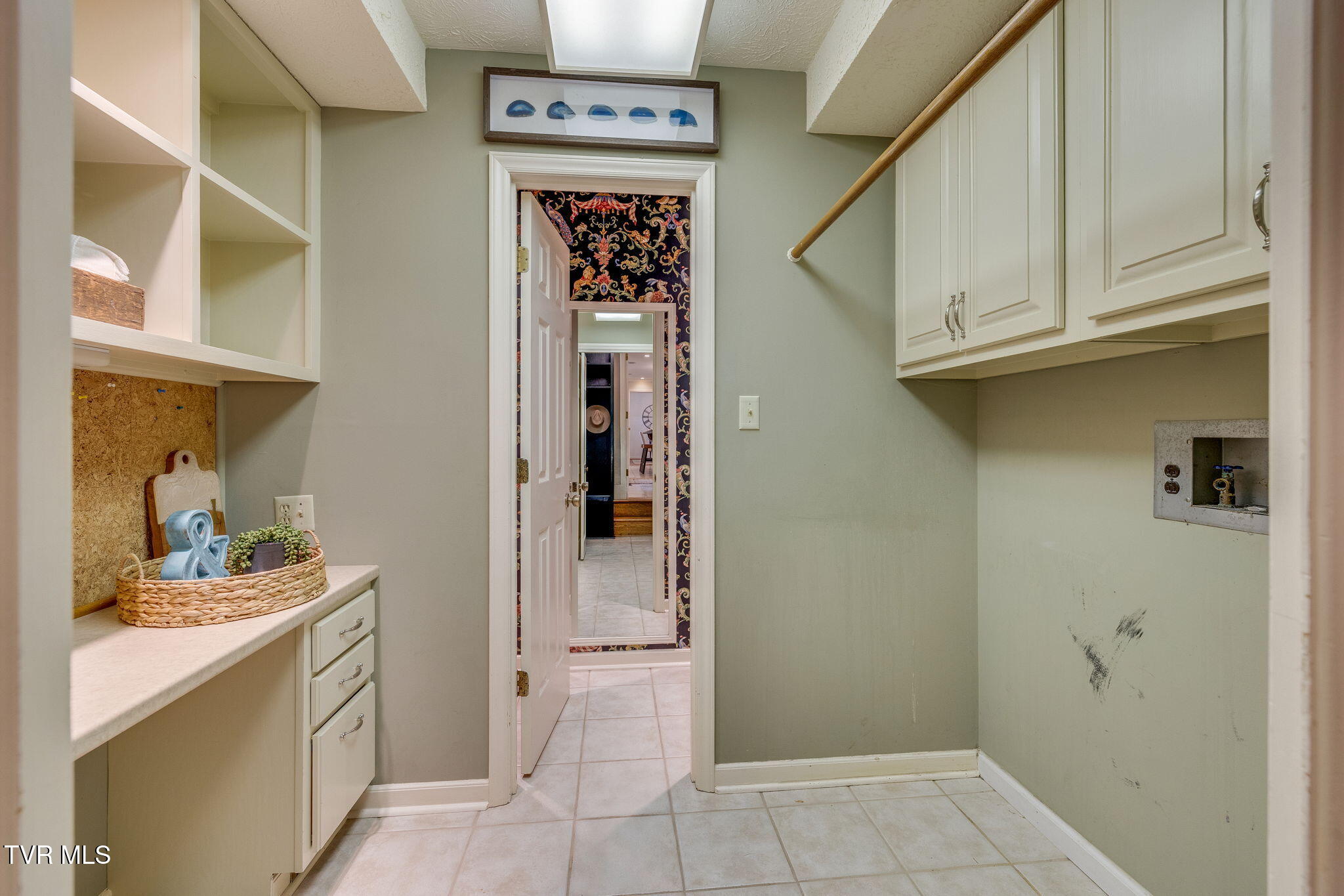 4113 Fox Lair Place