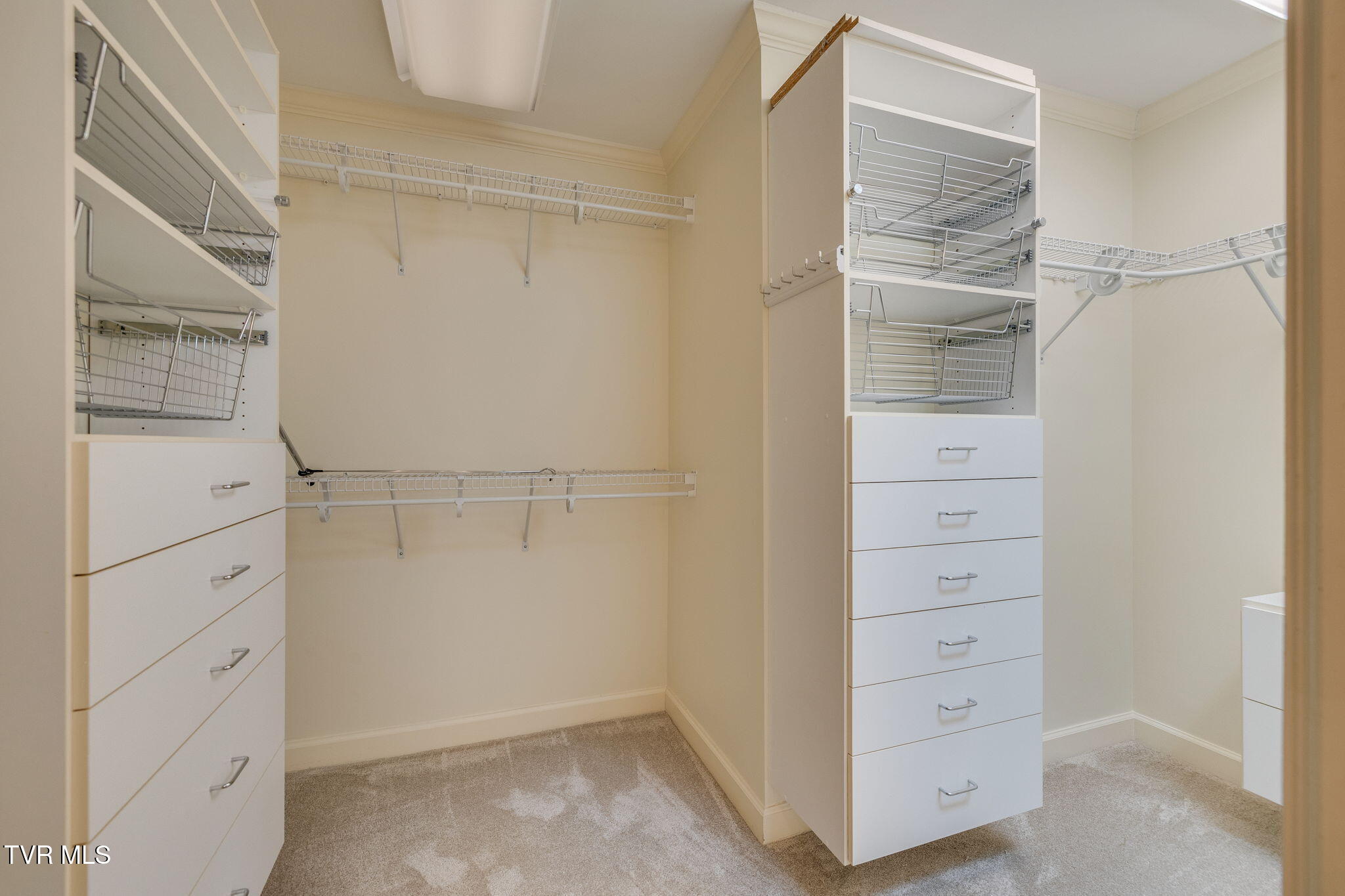 4113 Fox Lair Place