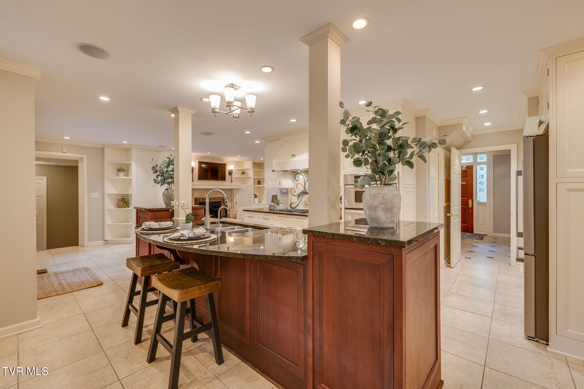 4113 Fox Lair Place