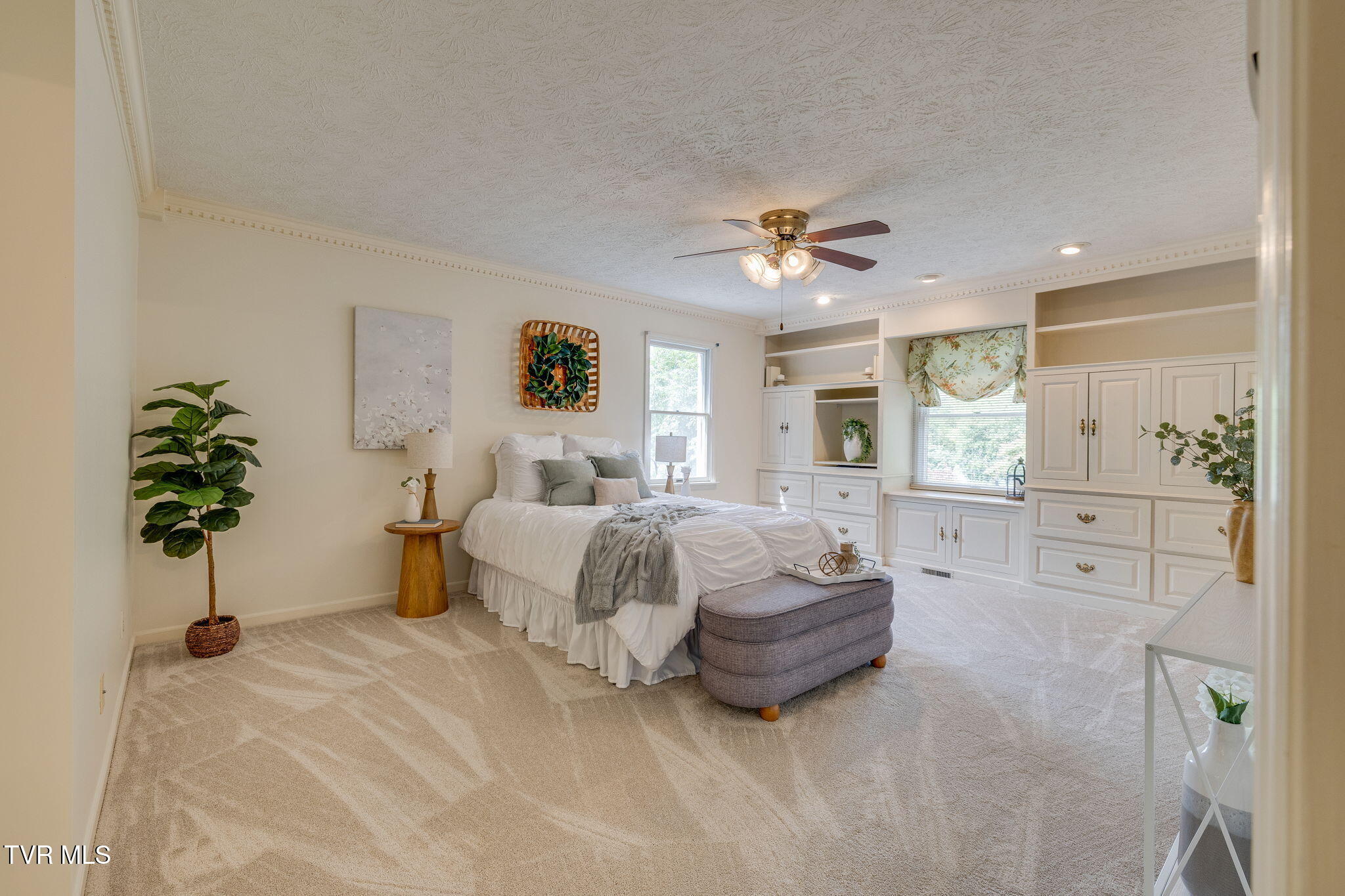 4113 Fox Lair Place