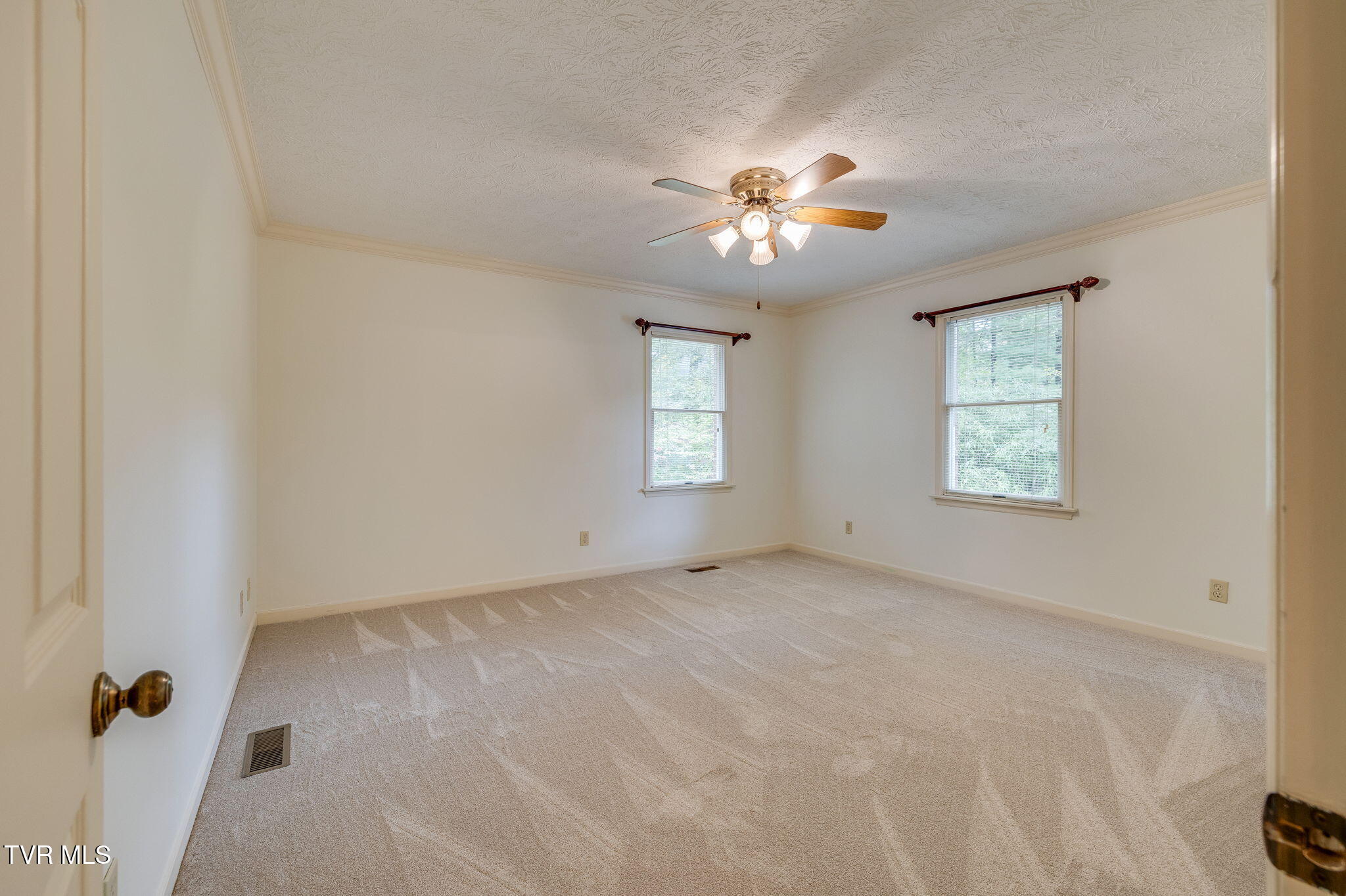 4113 Fox Lair Place