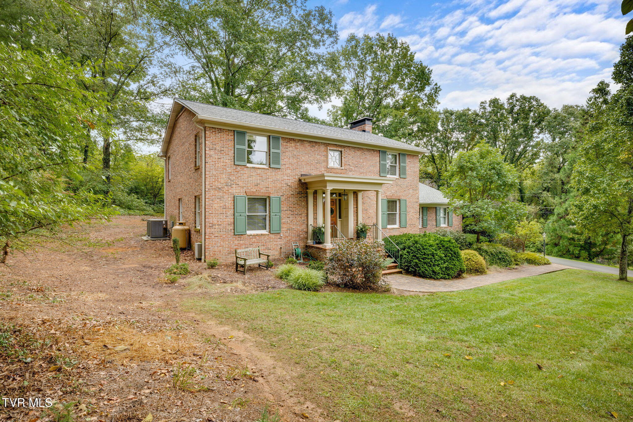 4113 Fox Lair Place