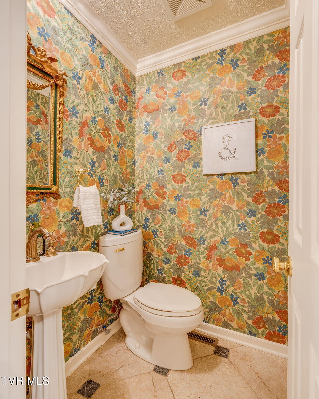 4113 Fox Lair Place