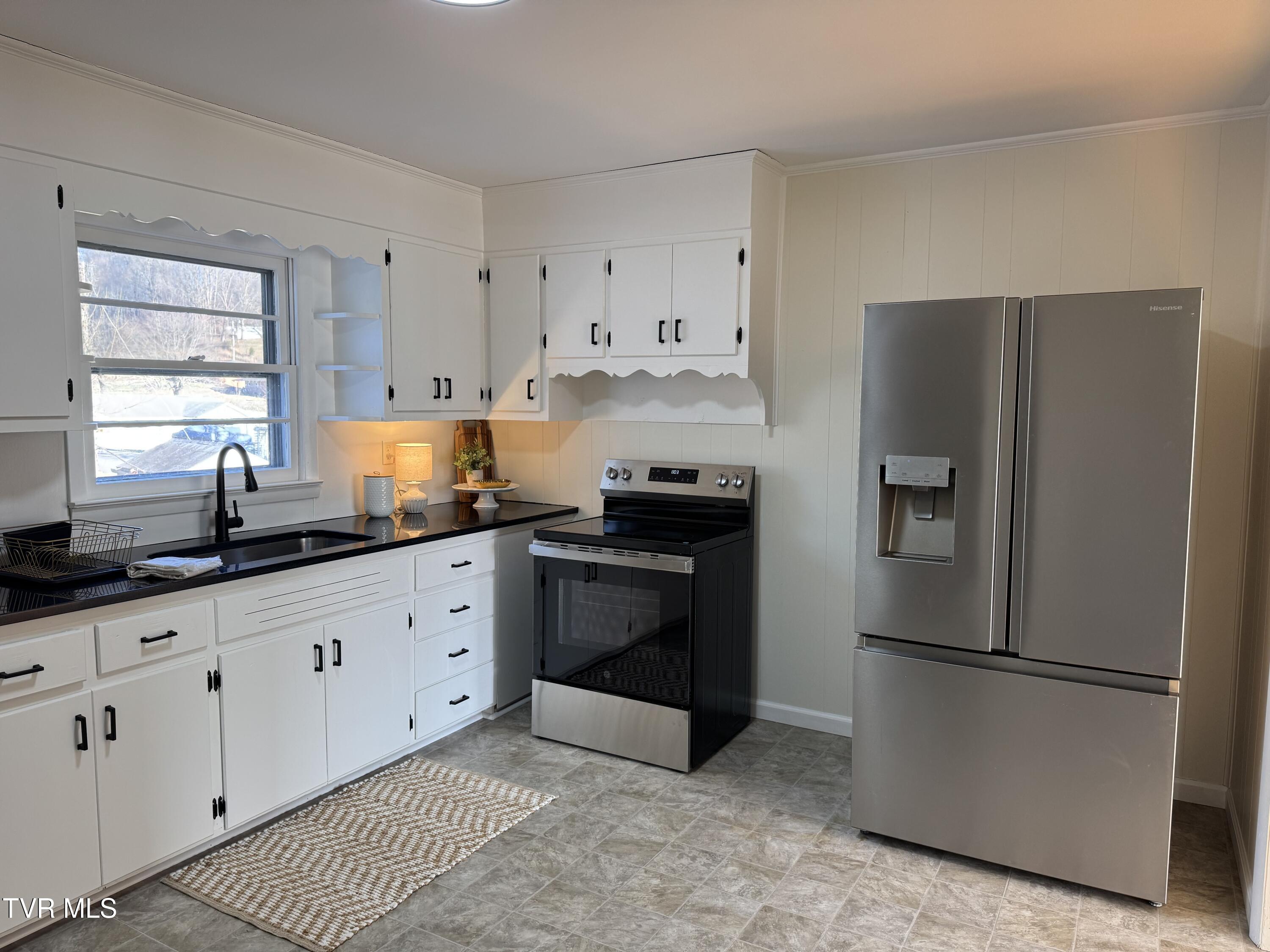 320 Independence Drive, Kingsport