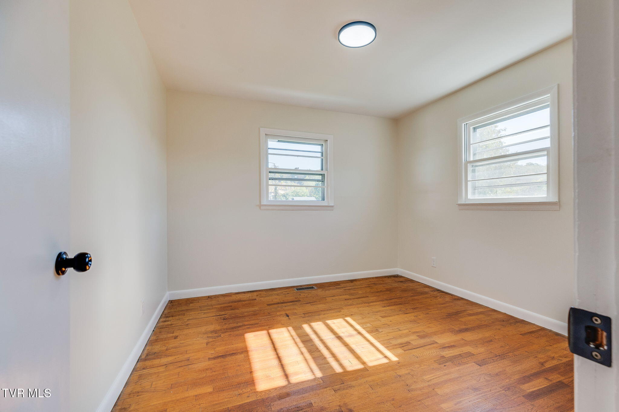 320 Independence Drive, Kingsport