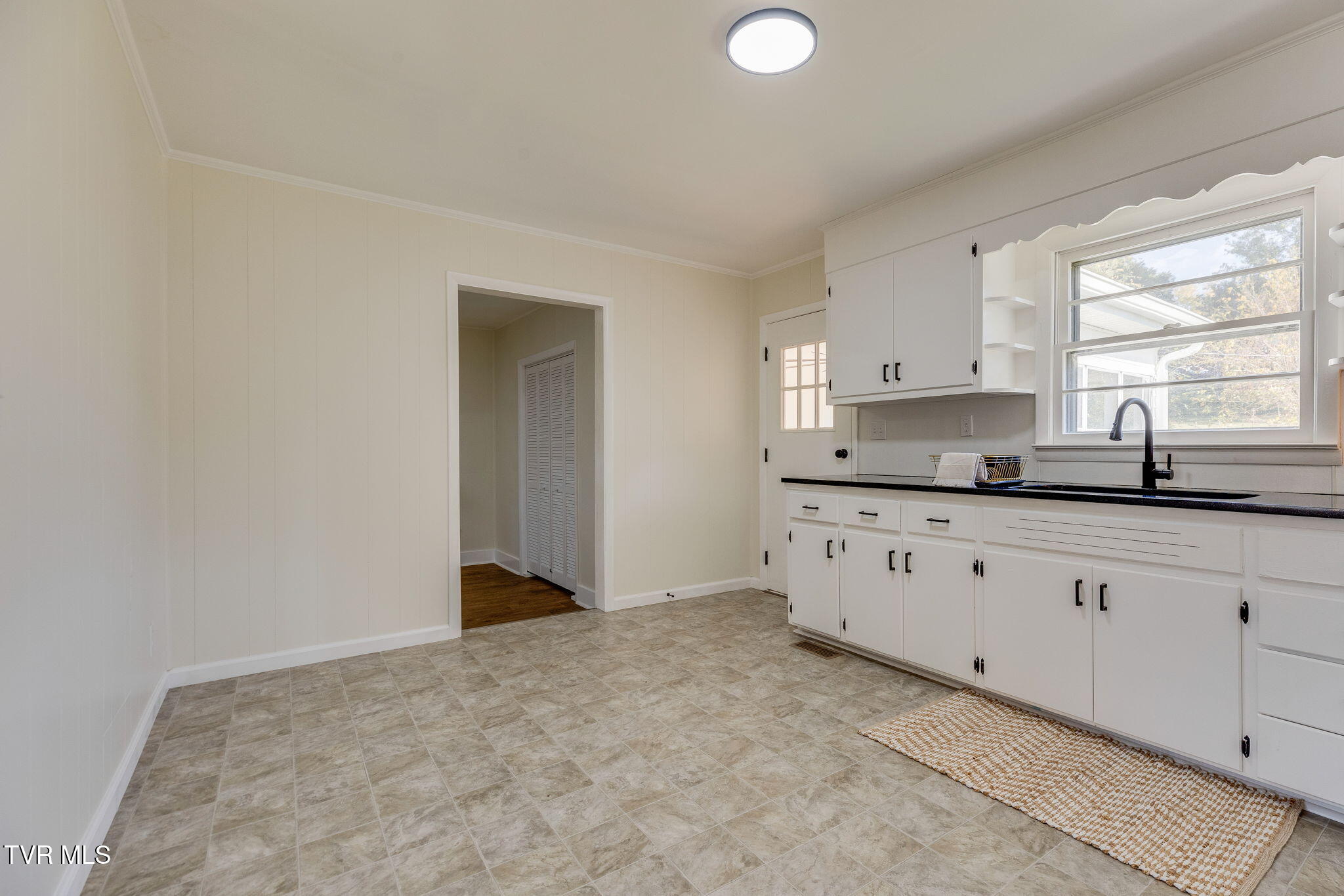 320 Independence Drive, Kingsport