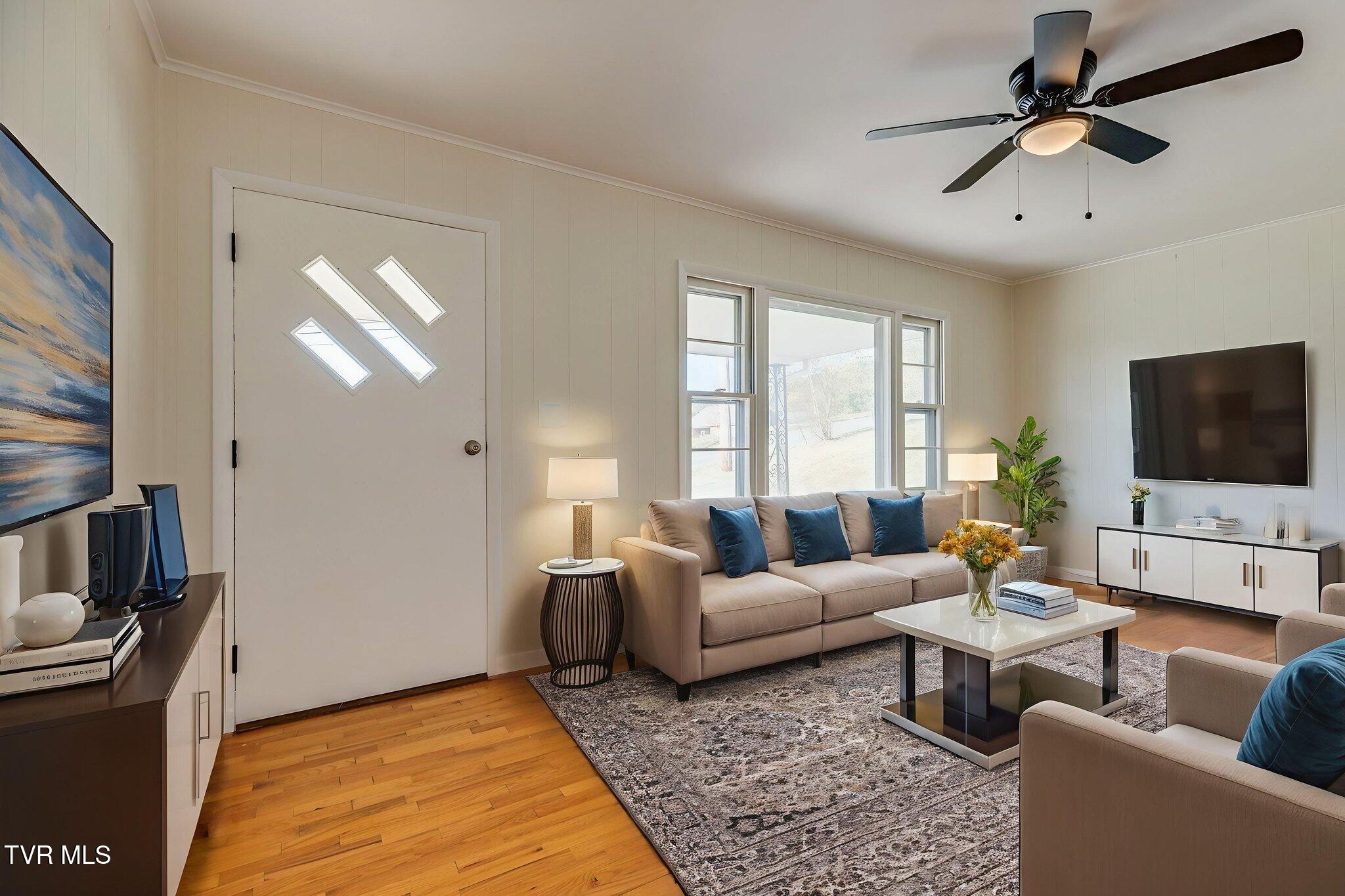 320 Independence Drive, Kingsport