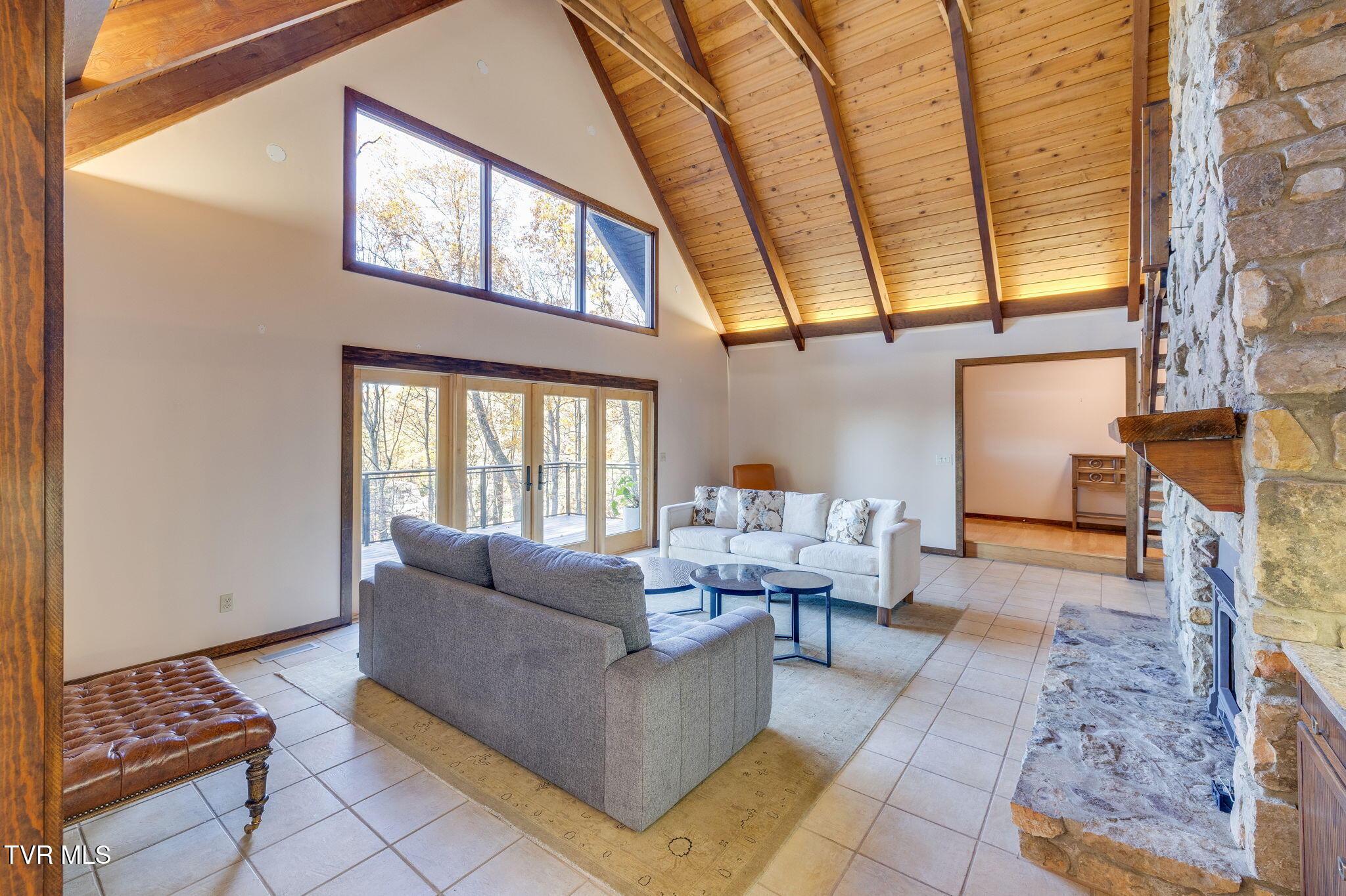 5725 Chestnut Hills Drive