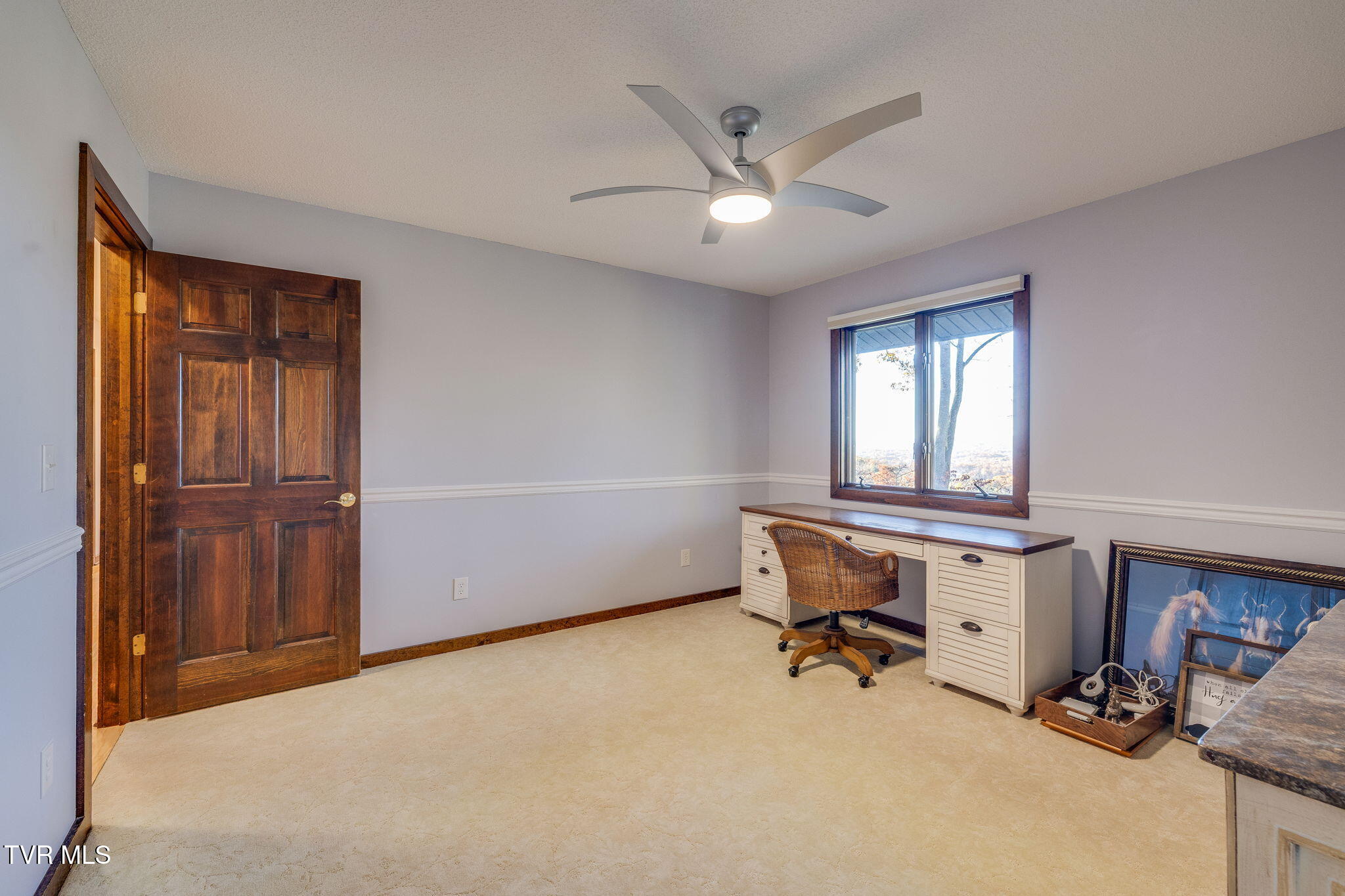 5725 Chestnut Hills Drive