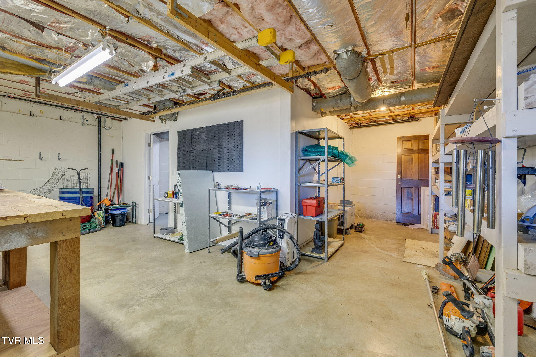 5725 Chestnut Hills Drive