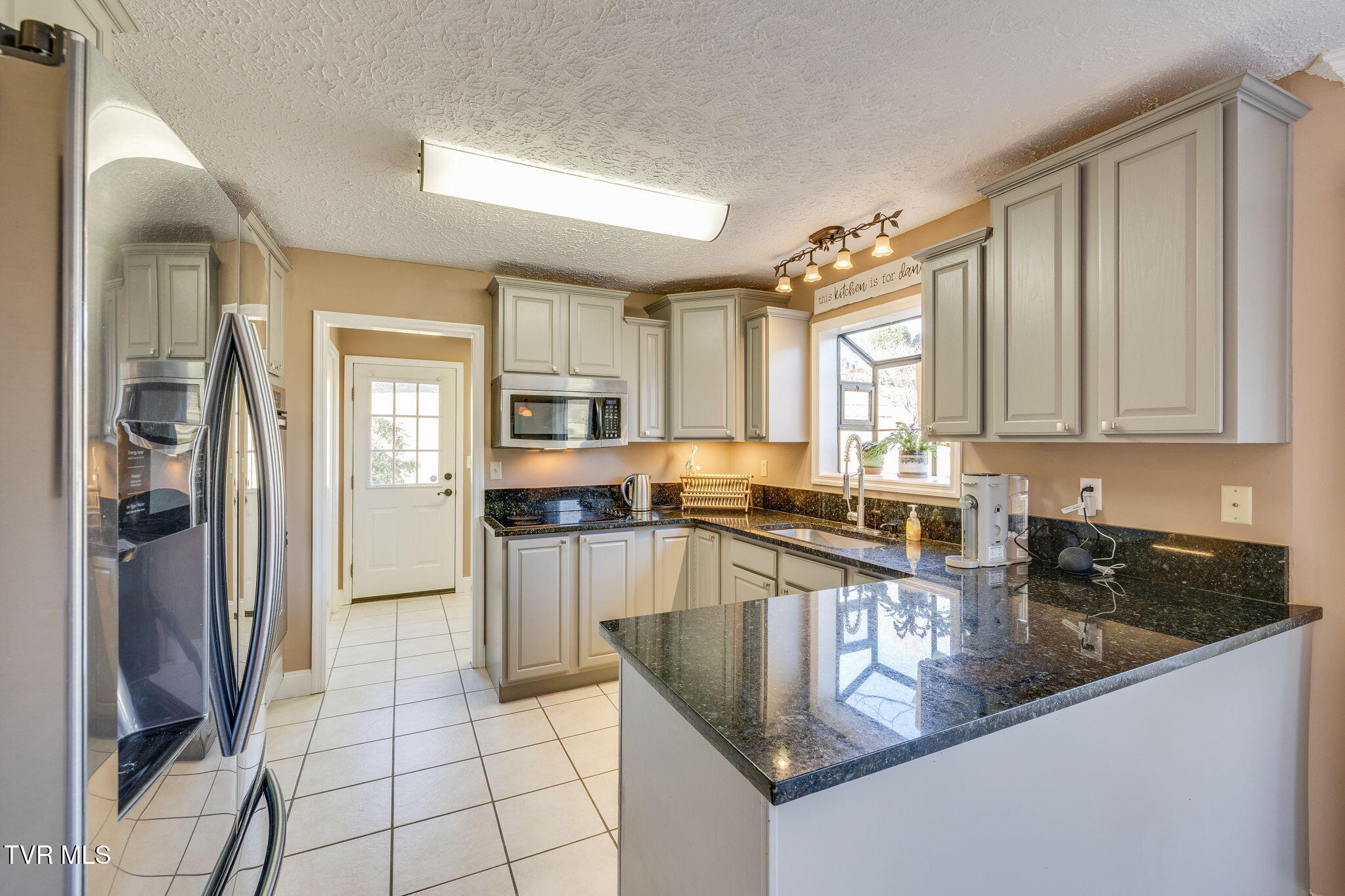 124 Highland Hills Drive