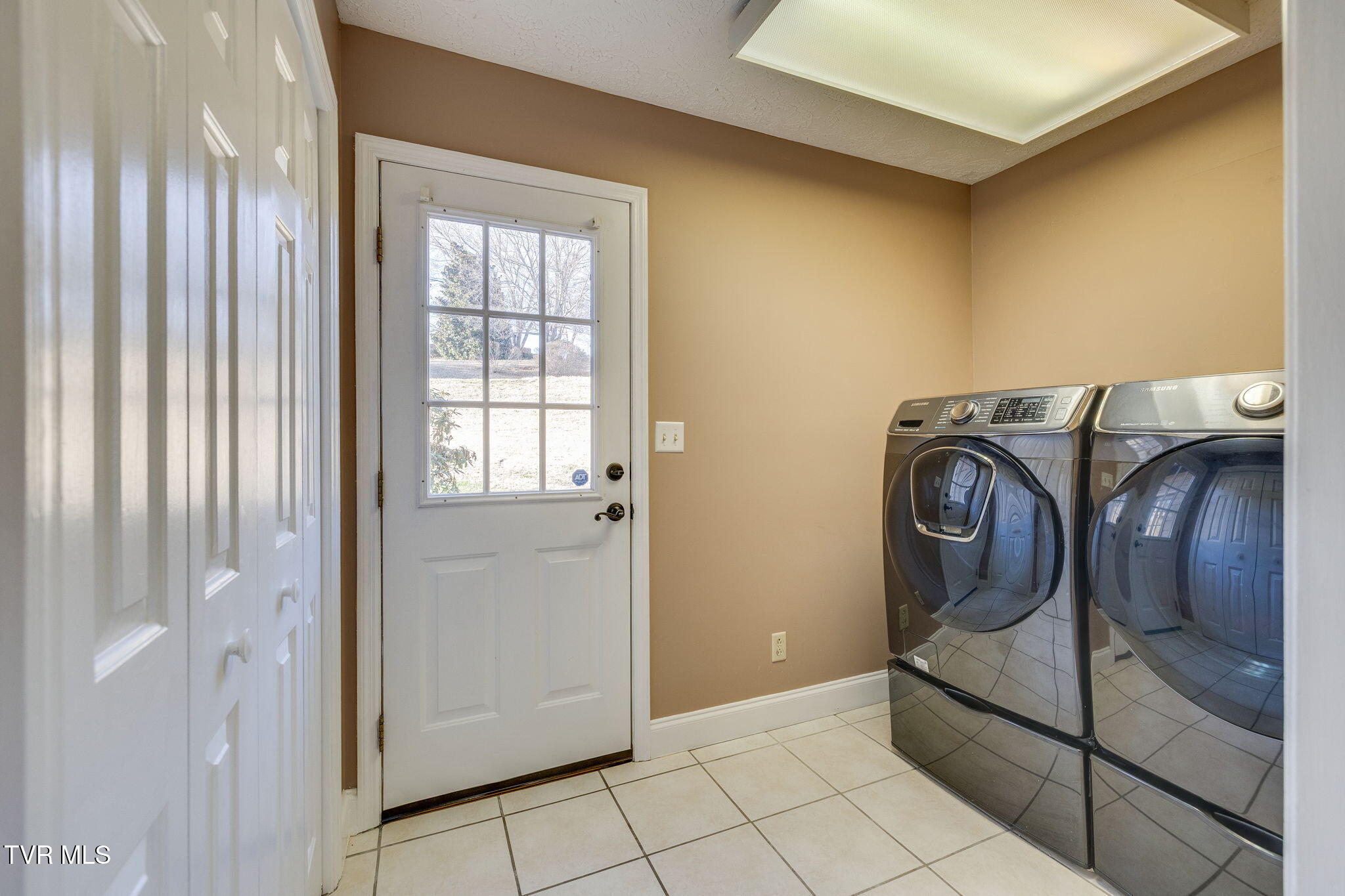 124 Highland Hills Drive