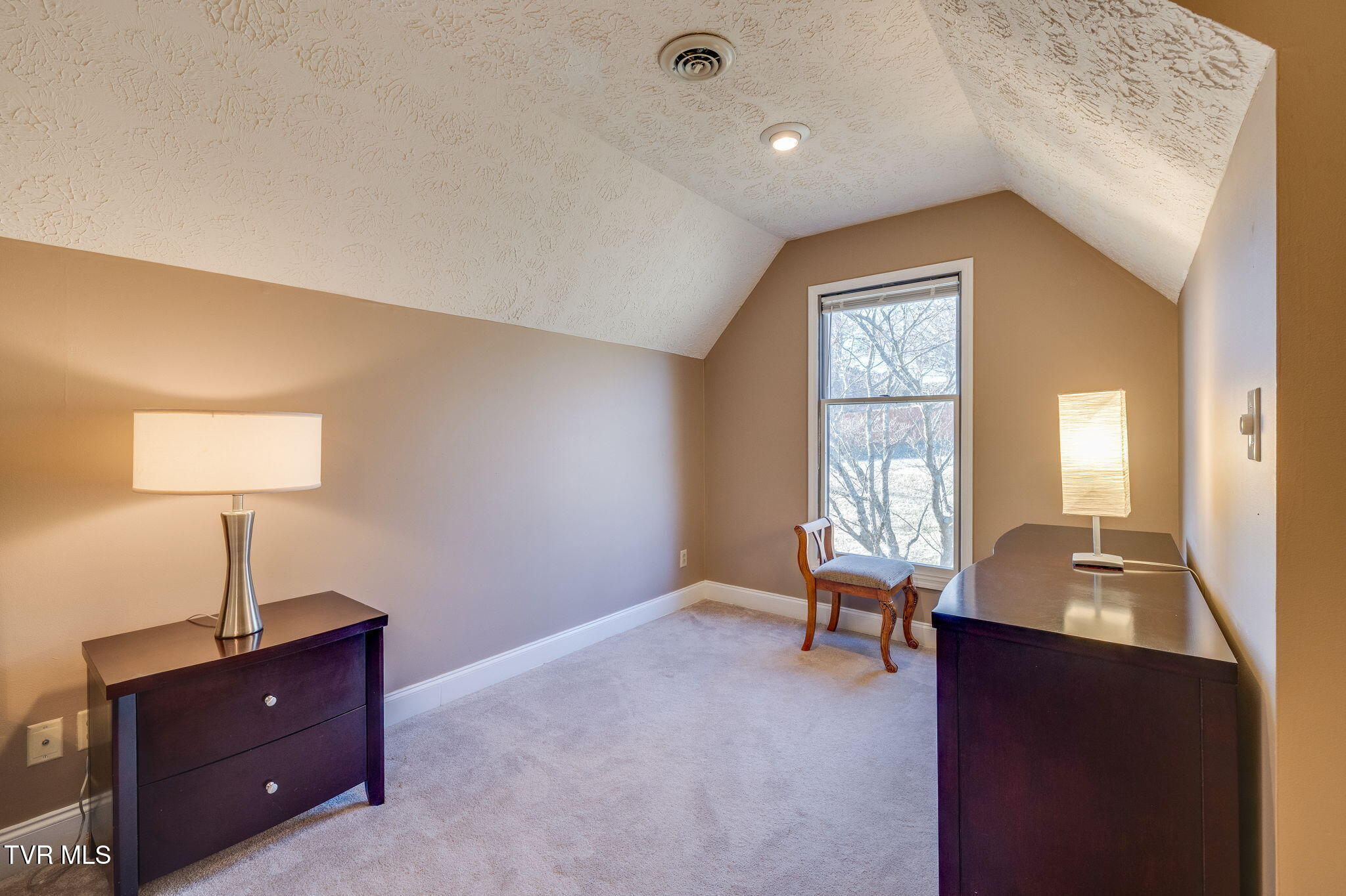 124 Highland Hills Drive