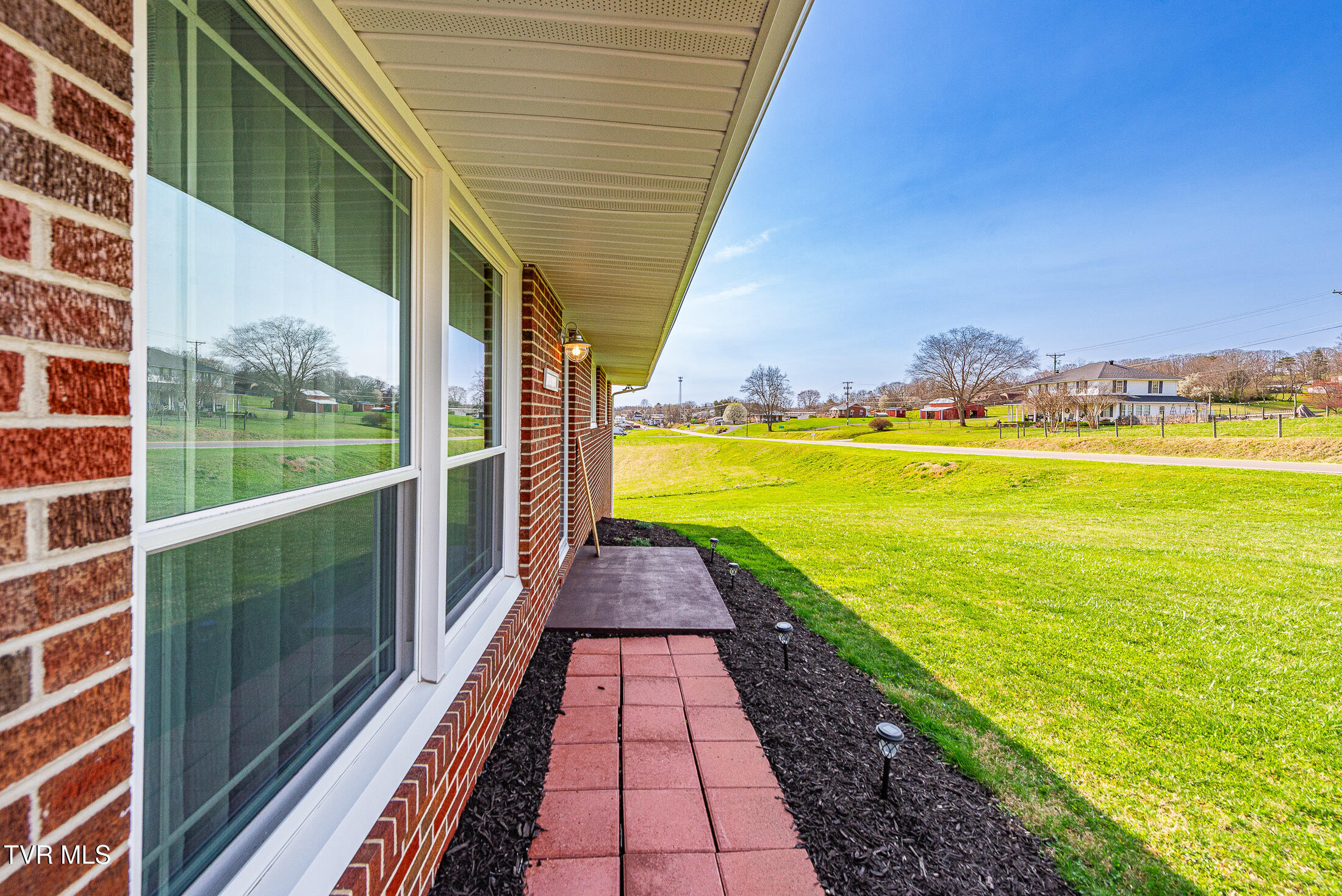 12272 Nickelsville Highway