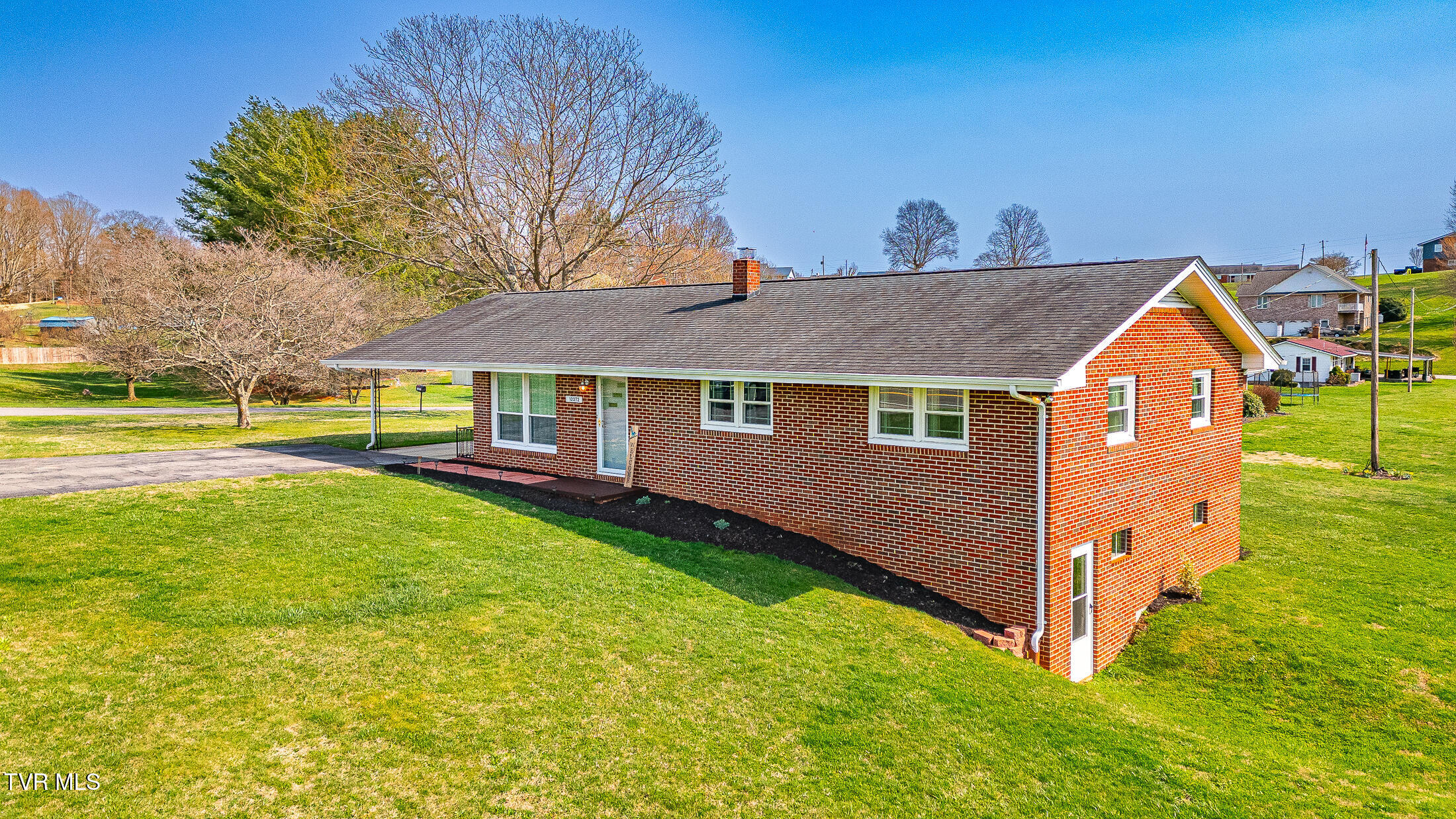 12272 Nickelsville Highway