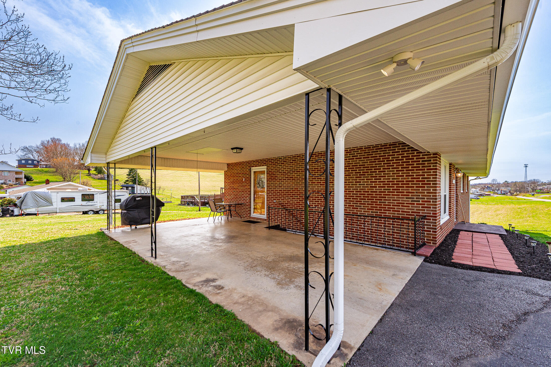 12272 Nickelsville Highway