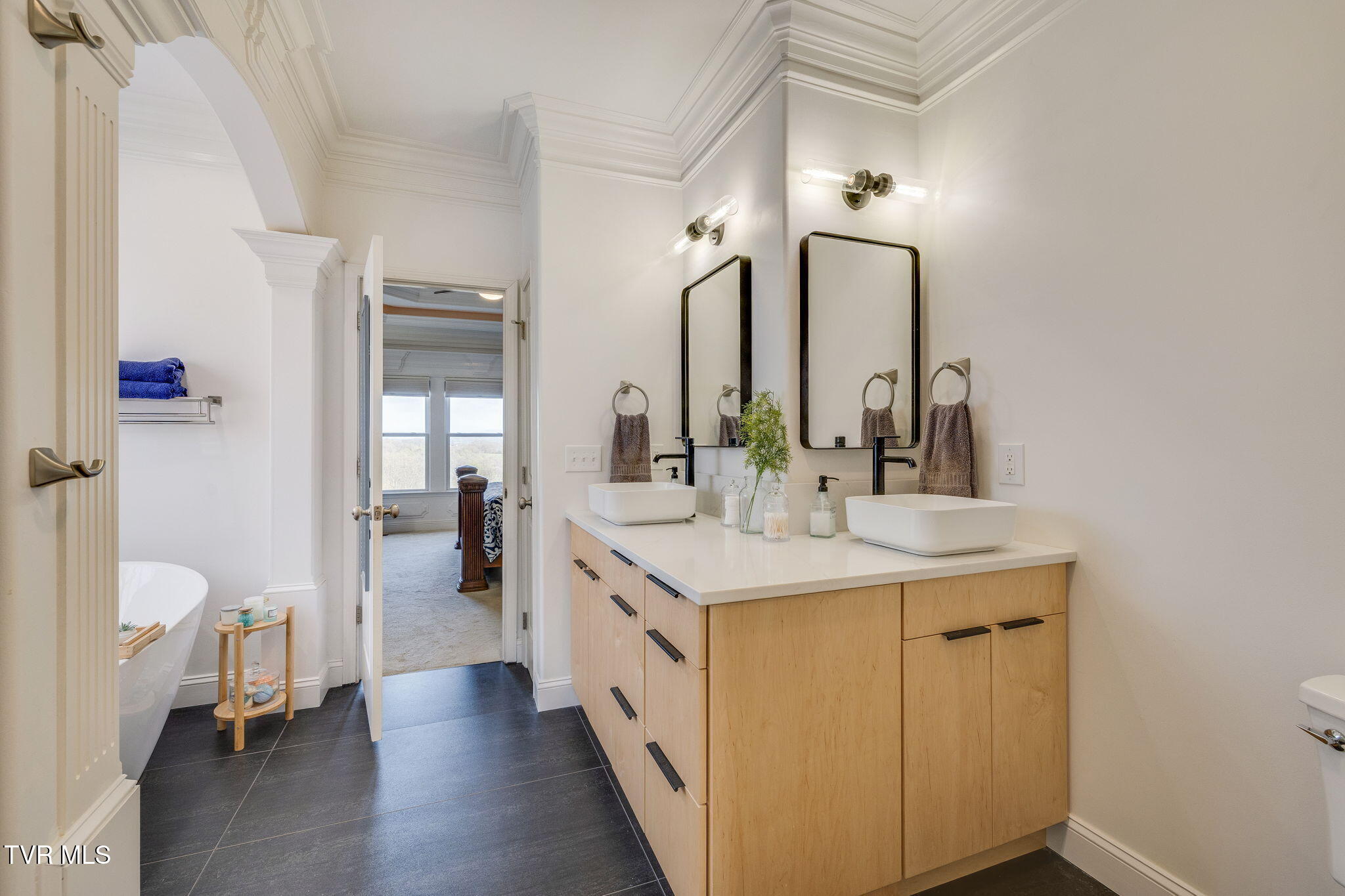 280 Alpine Trail