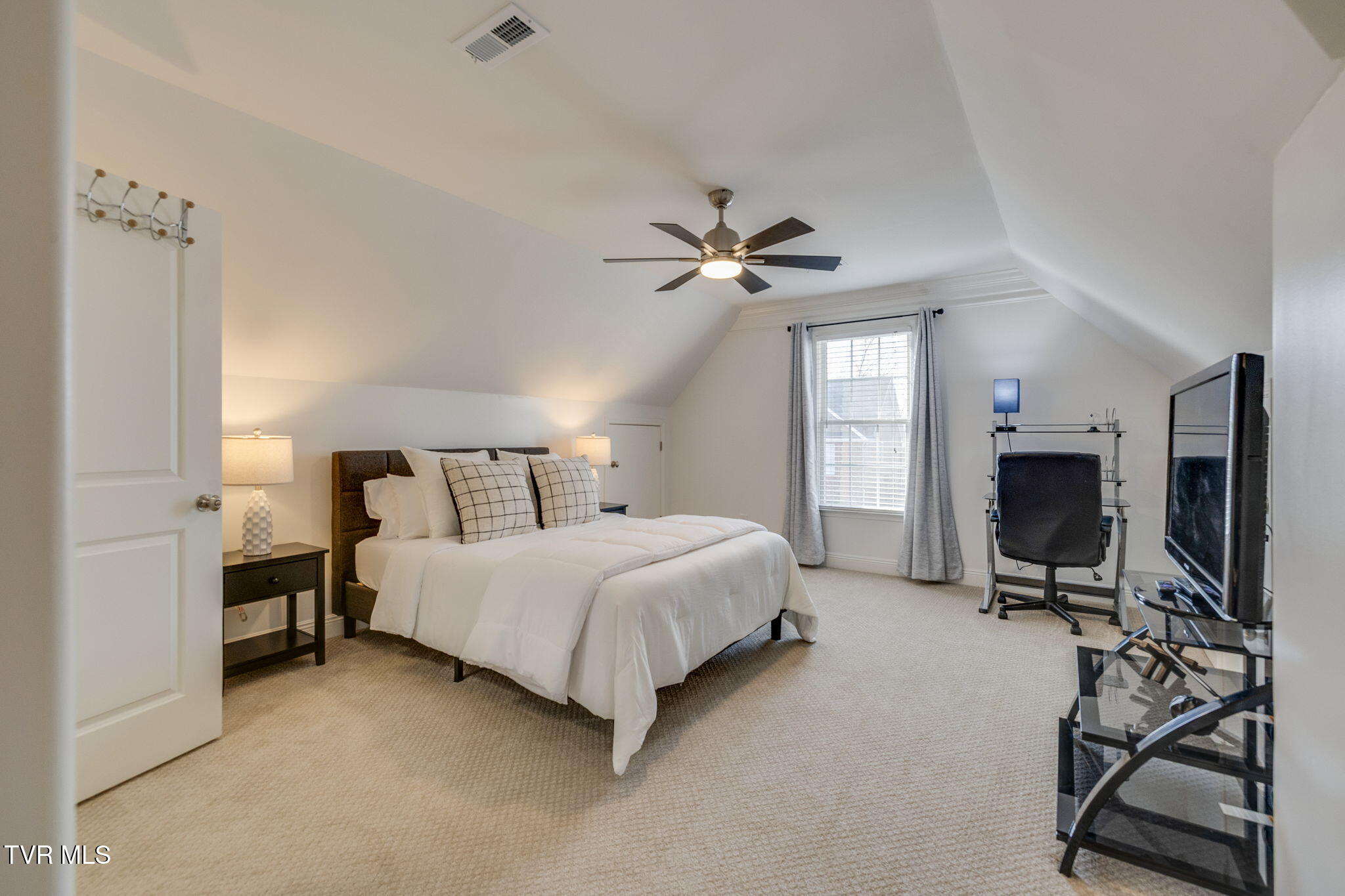 280 Alpine Trail