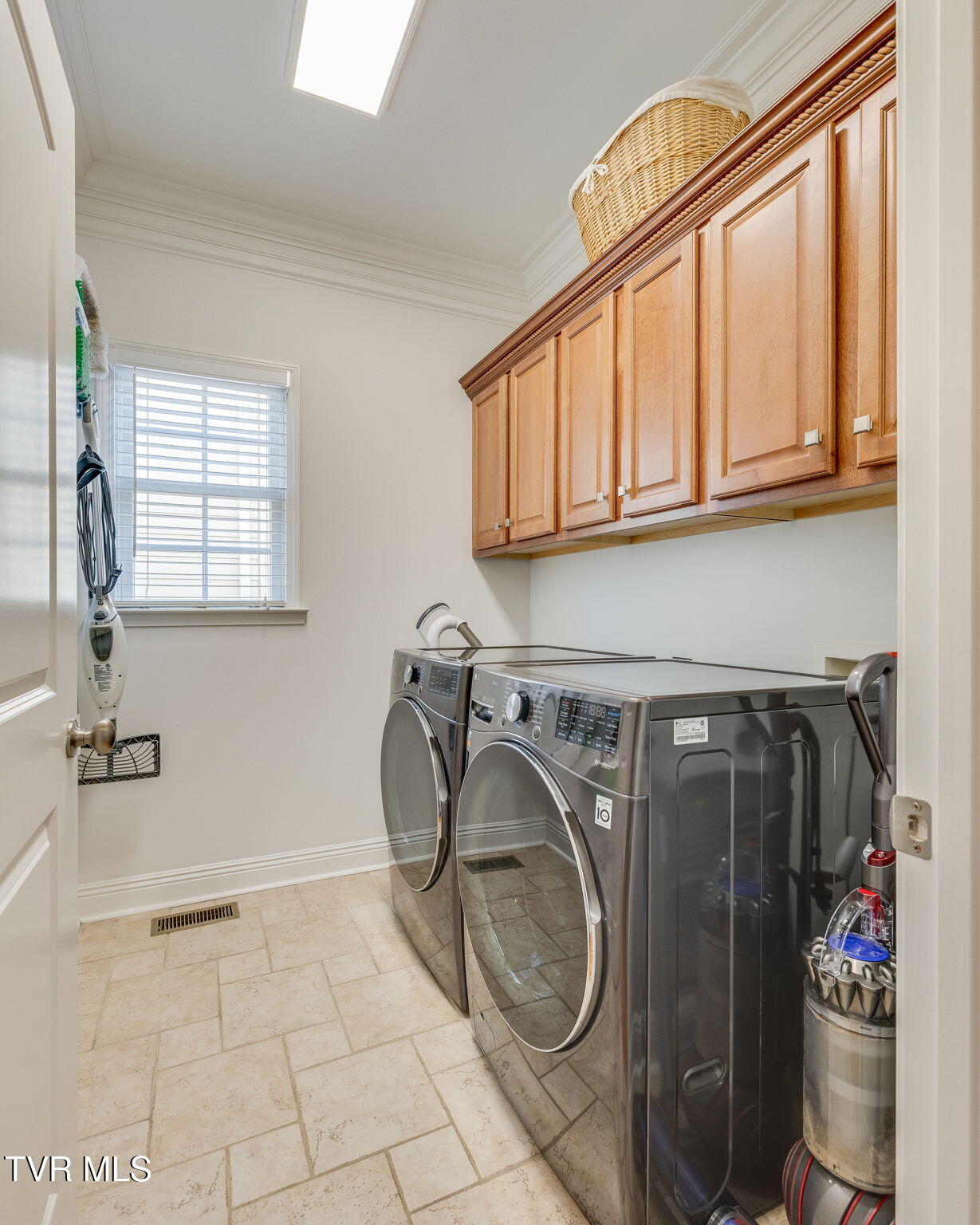 280 Alpine Trail