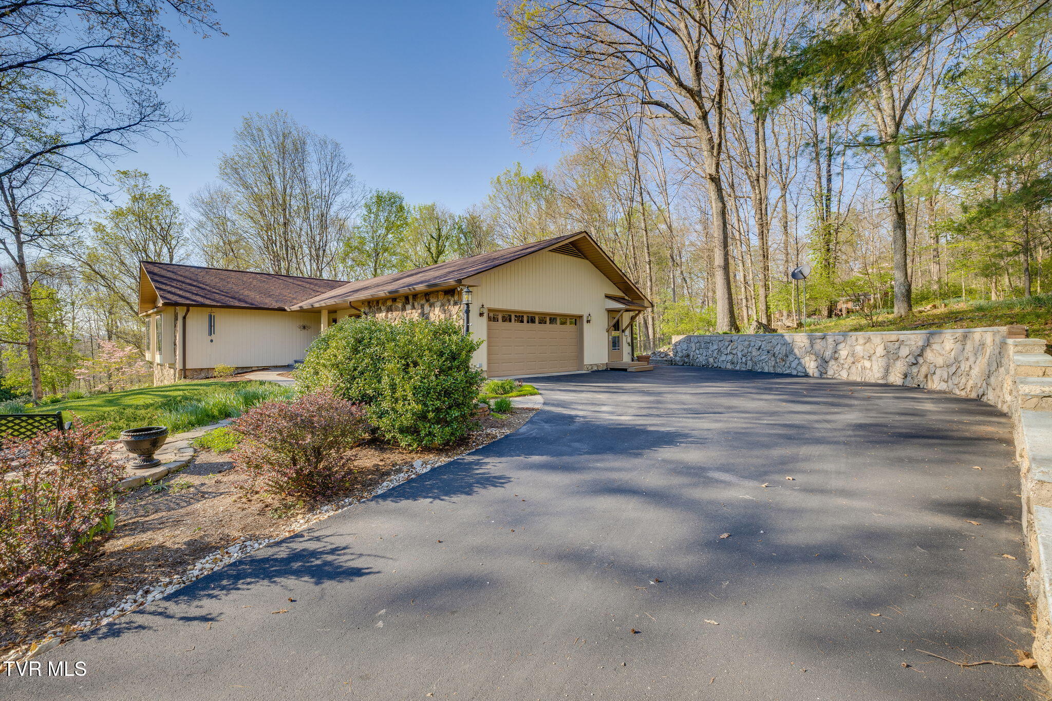 4116 Fox Run Court