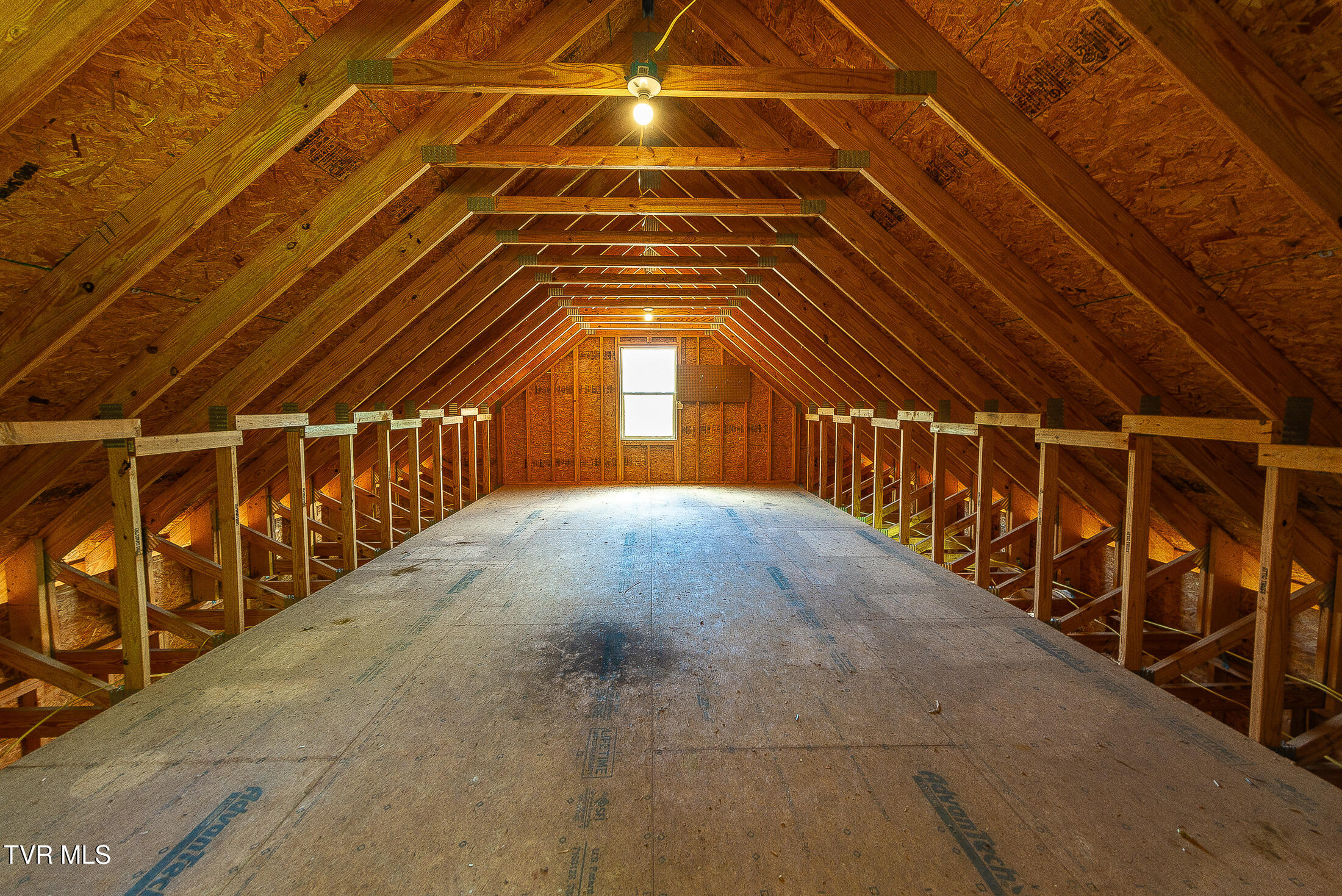 101 Kings Mountain Drive