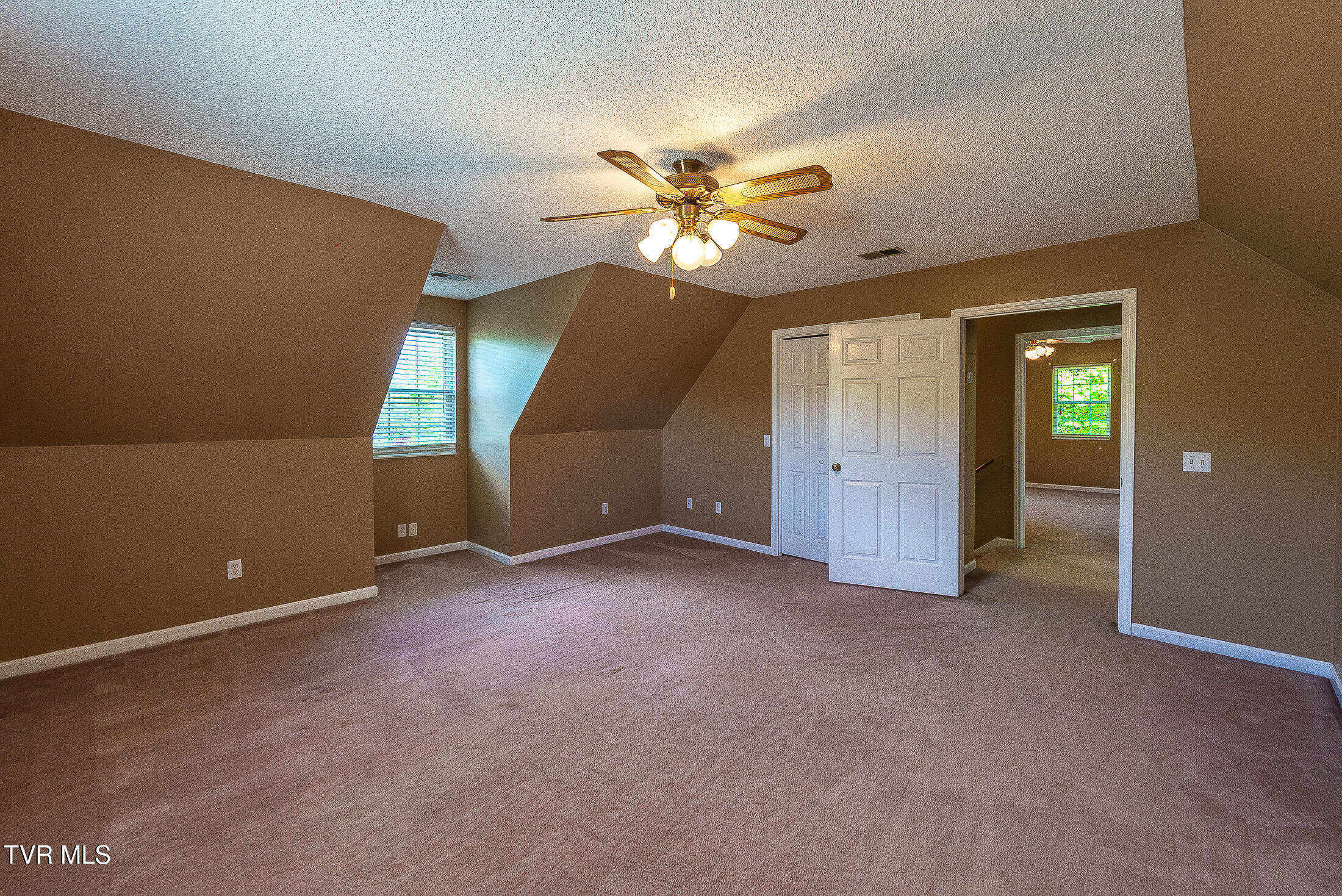 101 Kings Mountain Drive