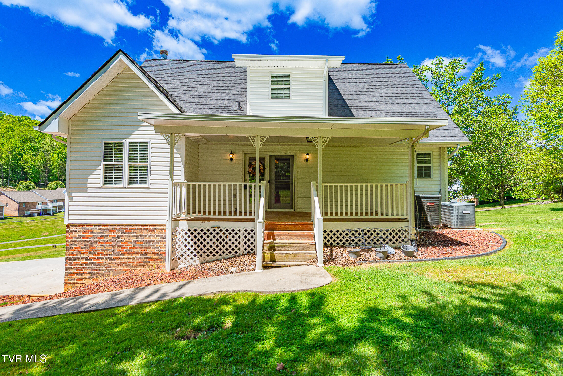 101 Kings Mountain Drive