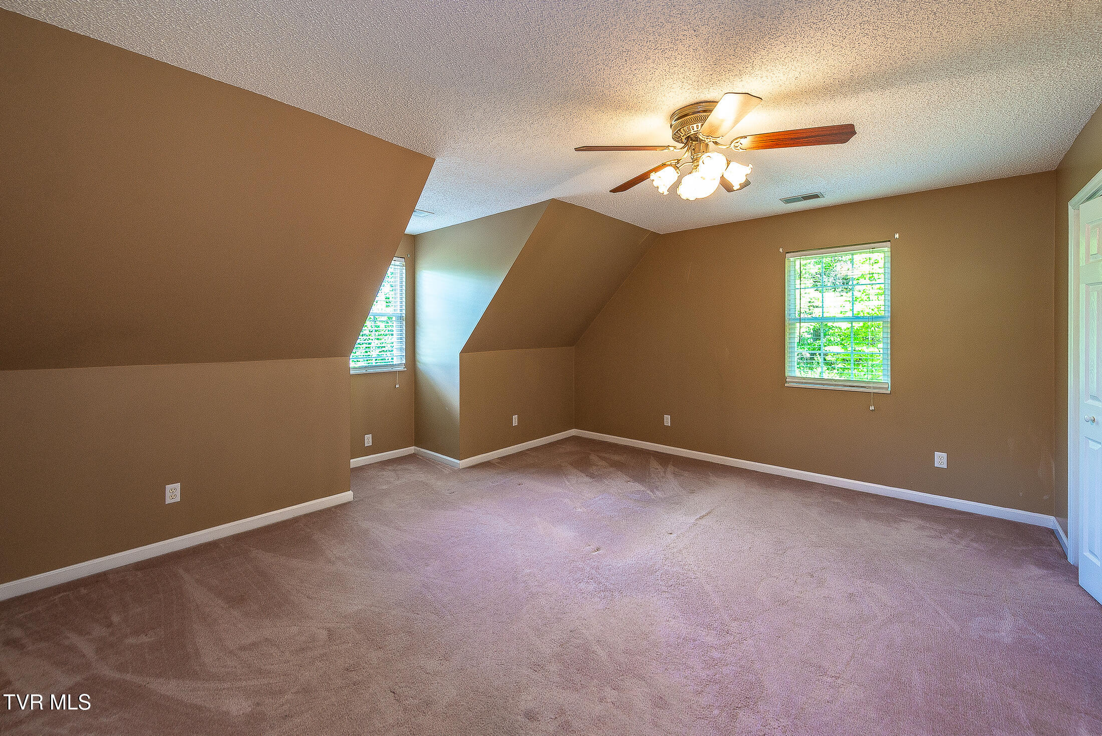 101 Kings Mountain Drive