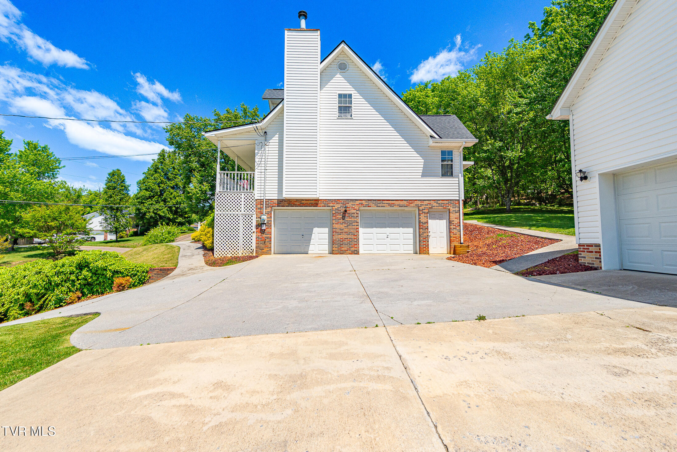 101 Kings Mountain Drive