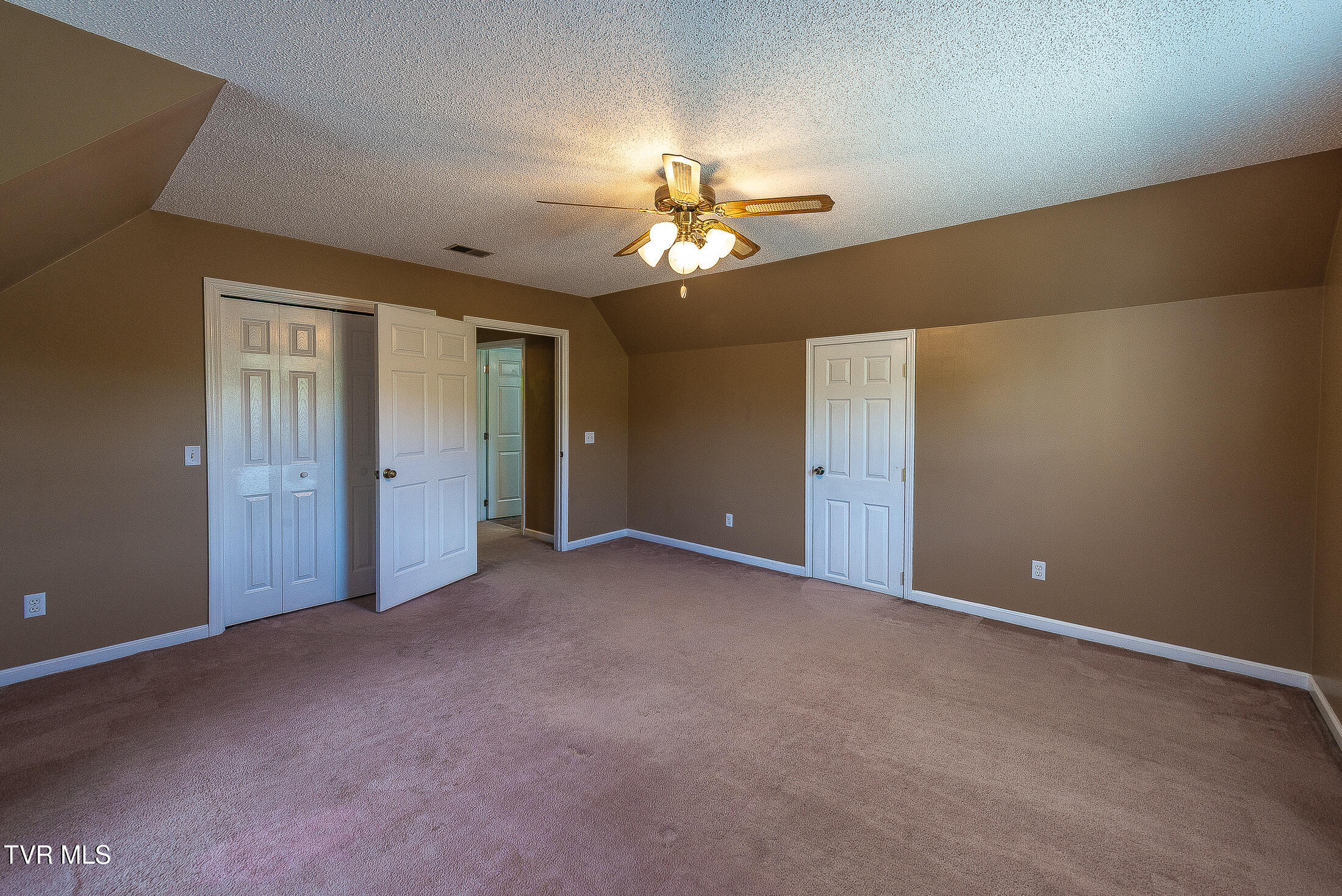 101 Kings Mountain Drive