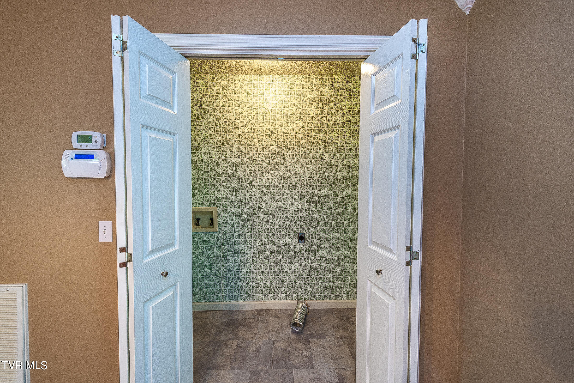 101 Kings Mountain Drive