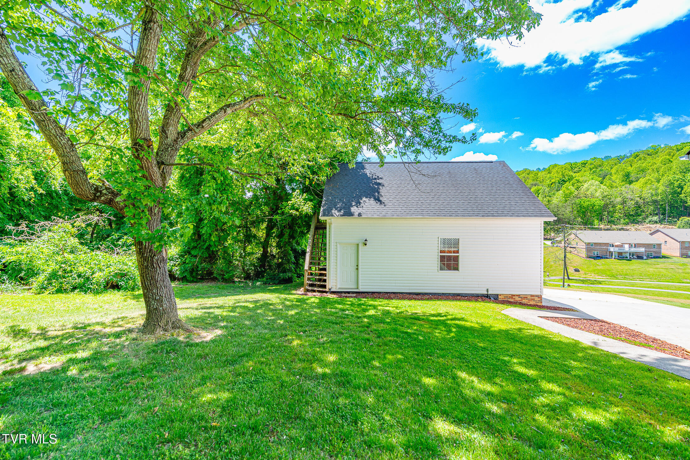 101 Kings Mountain Drive