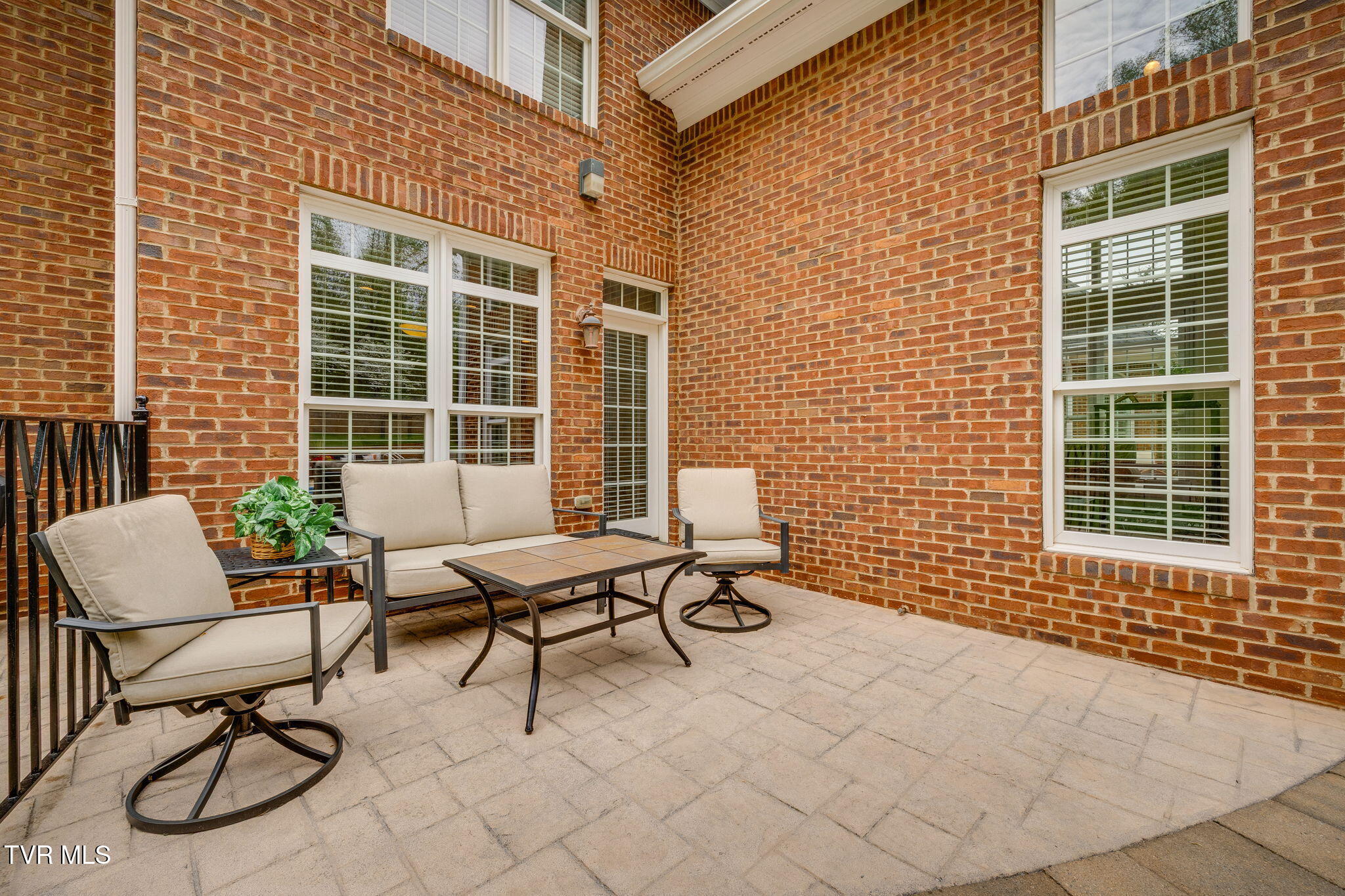5005 Preston Park Drive