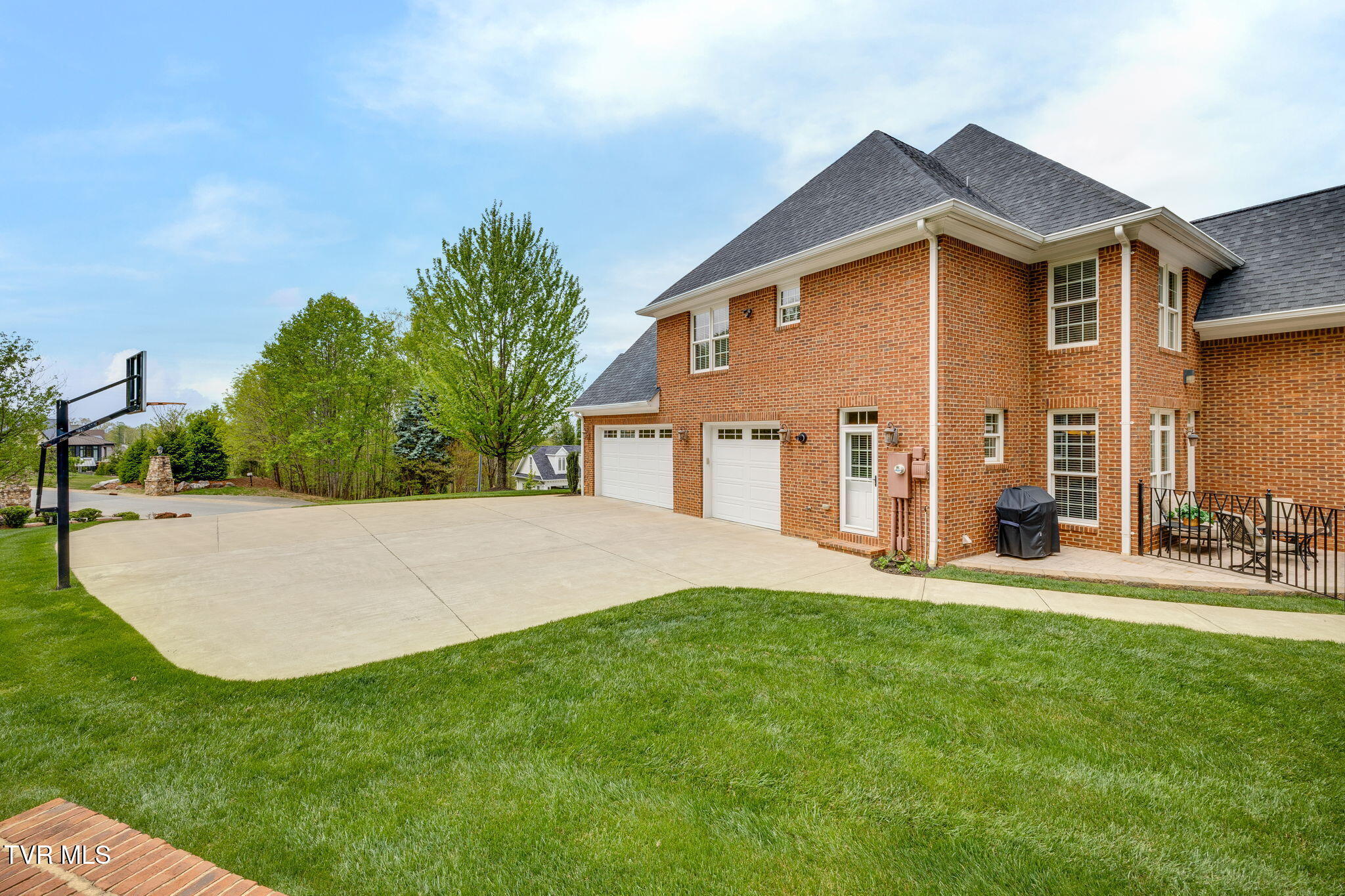 5005 Preston Park Drive