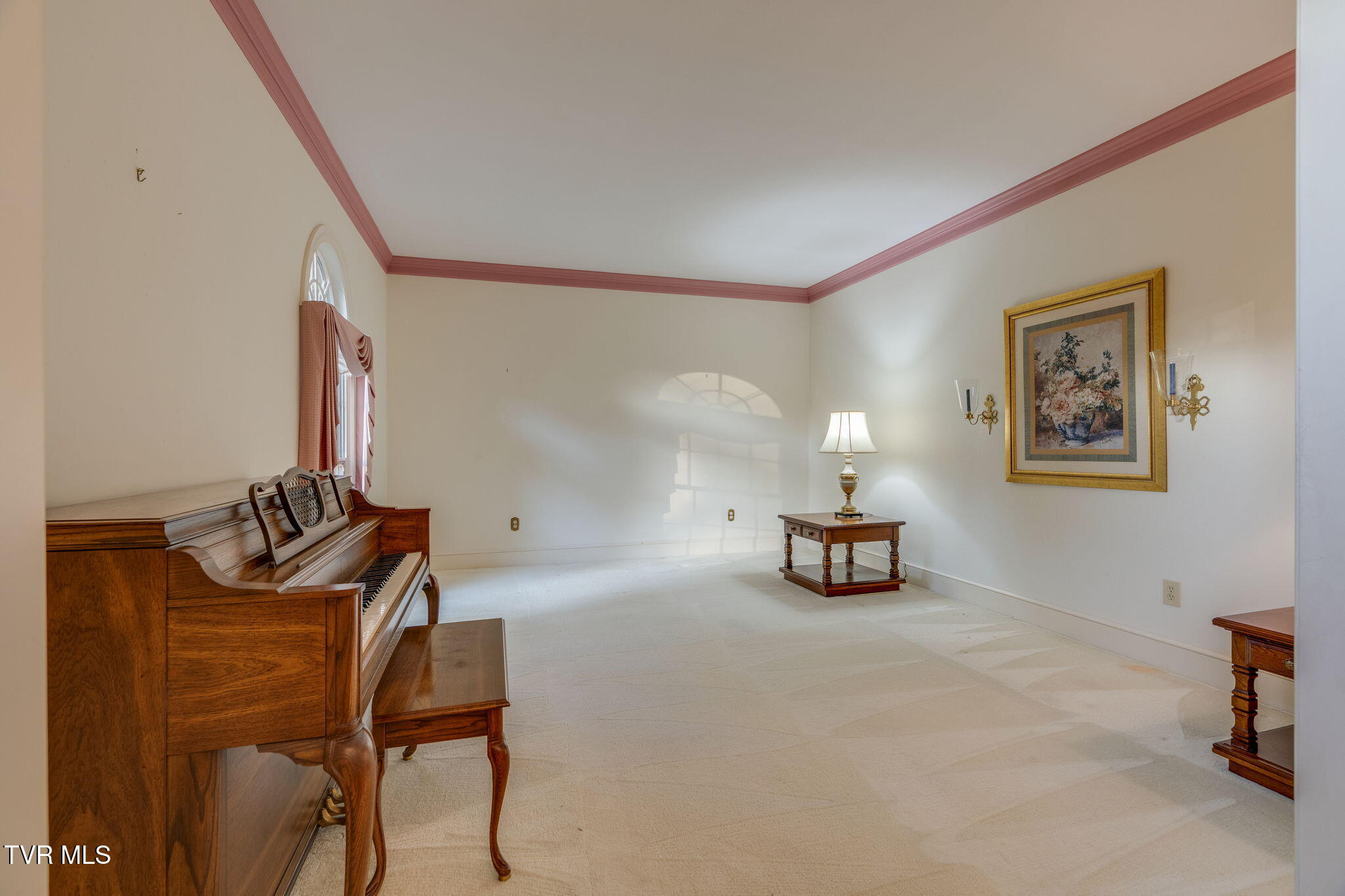1005 Huntington Court