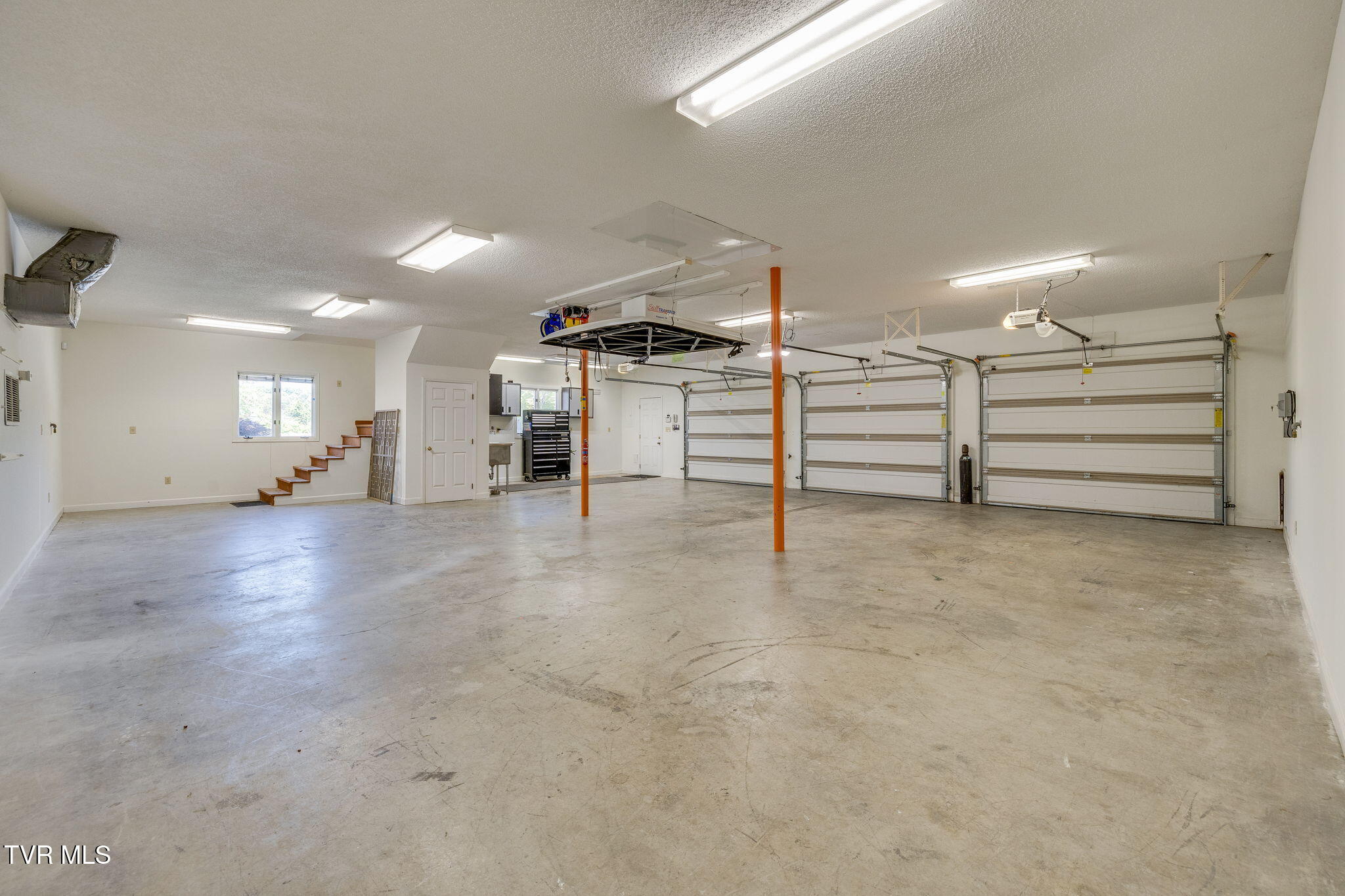 2216 Lamont Street