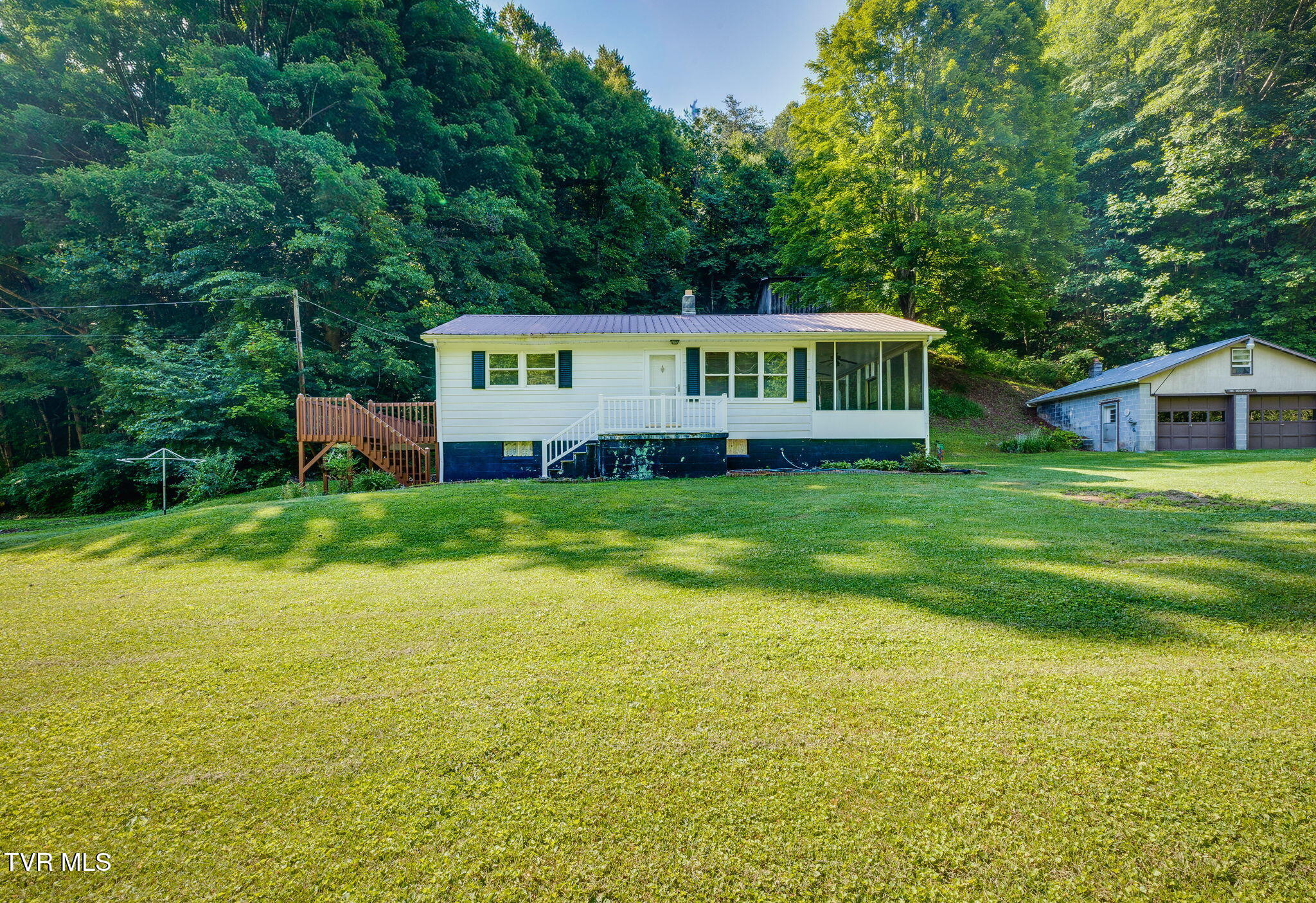 2327 Dry Creek Road