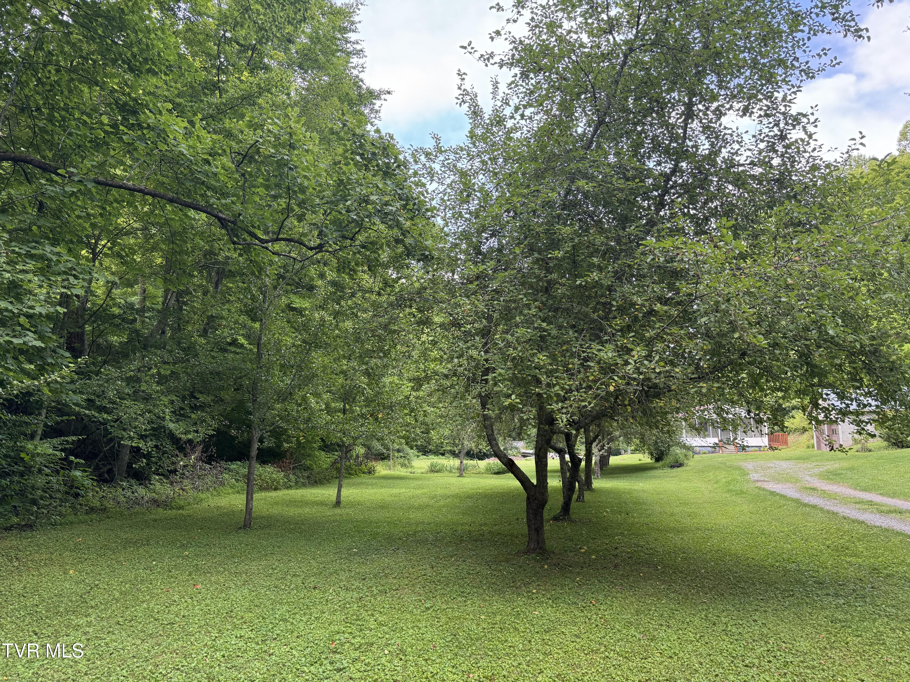 2327 Dry Creek Road