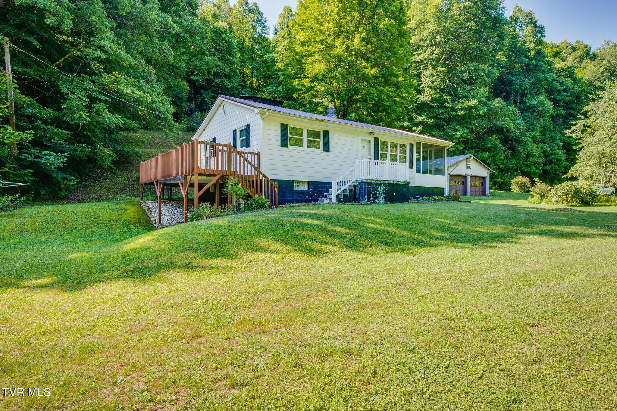 2327 Dry Creek Road