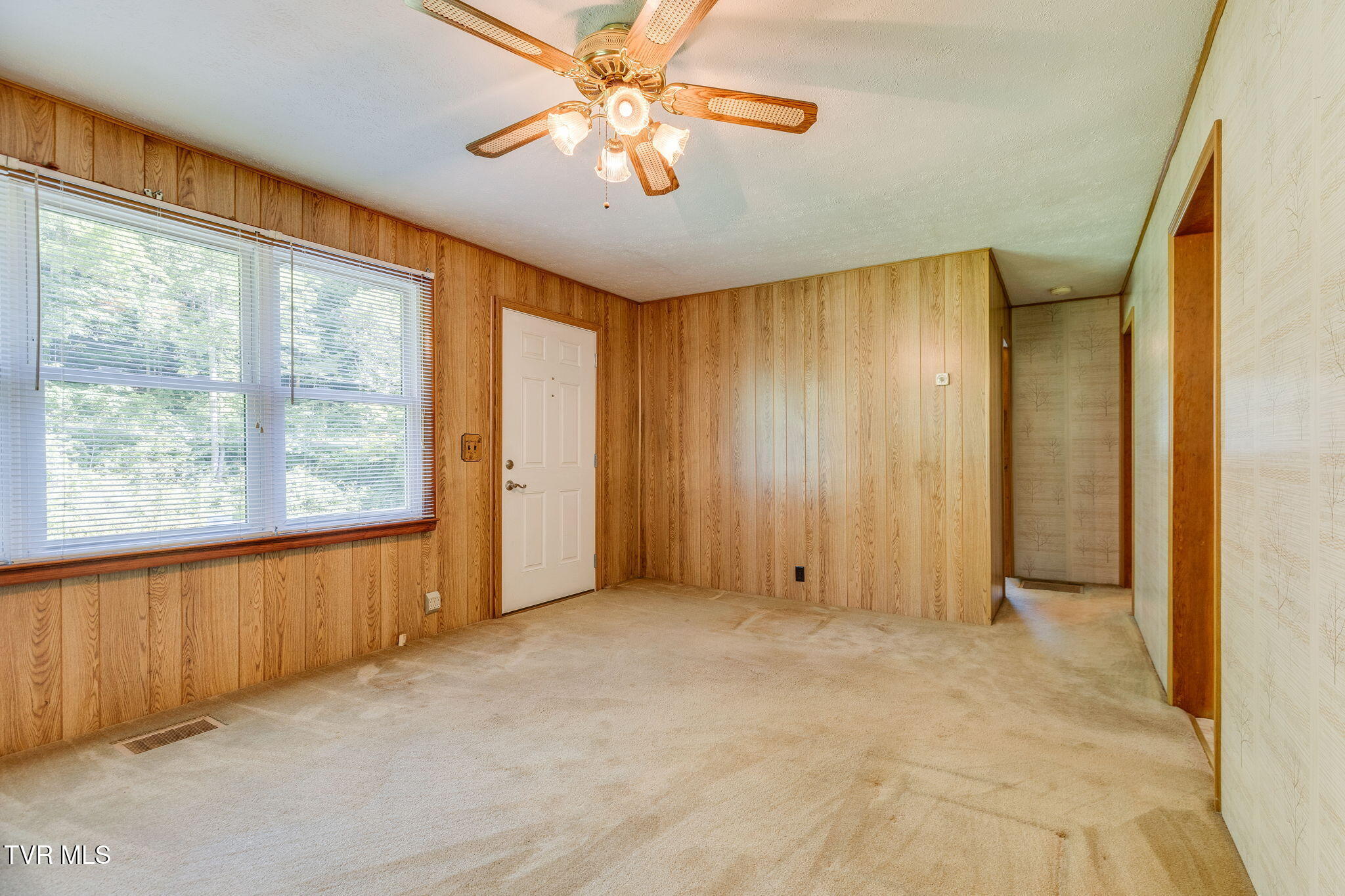 2327 Dry Creek Road